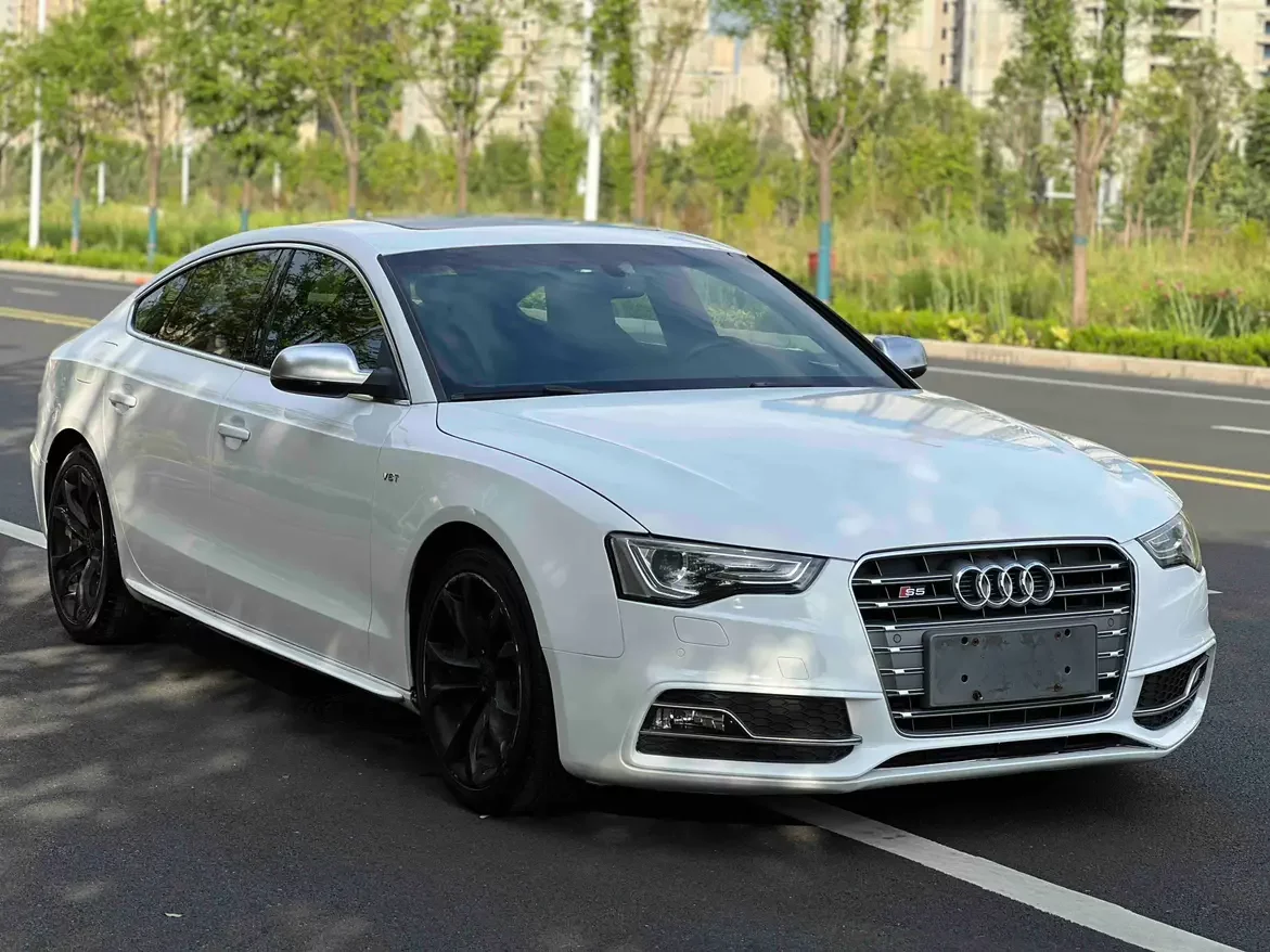 Audi S5