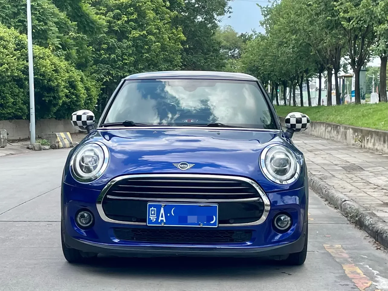MINI 