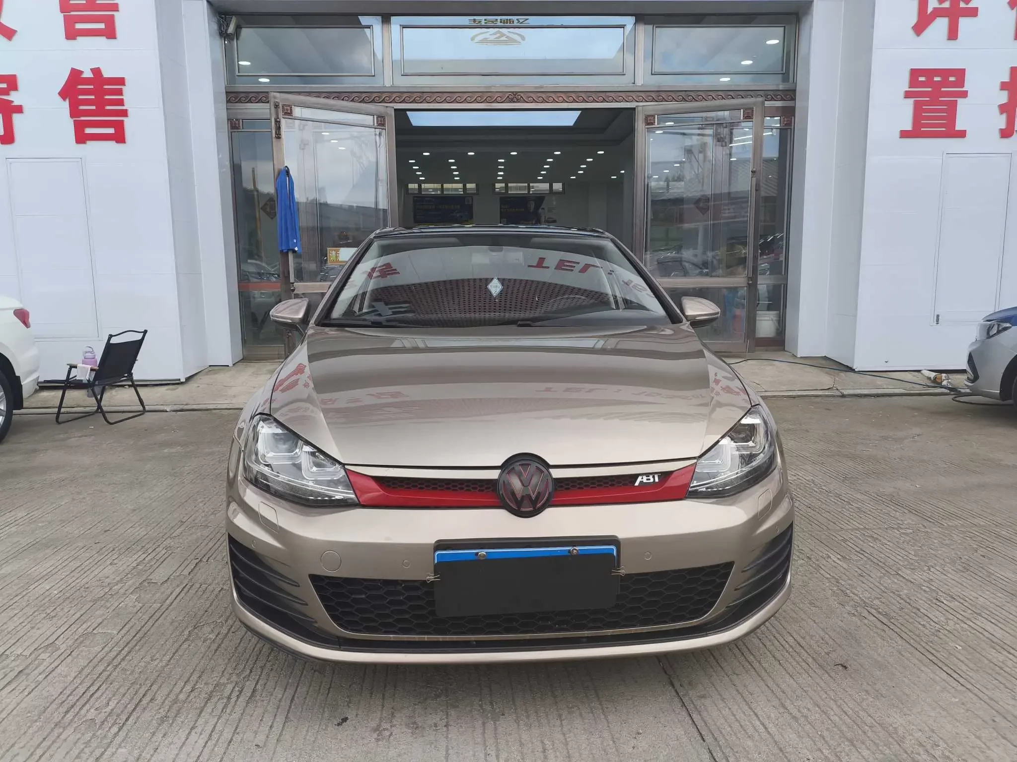 Volkswagen golf