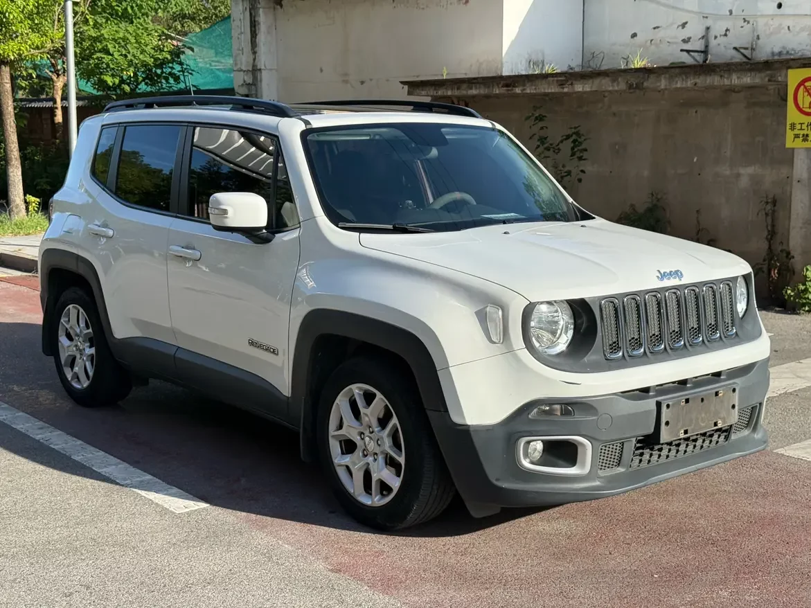 Jeep Freeman