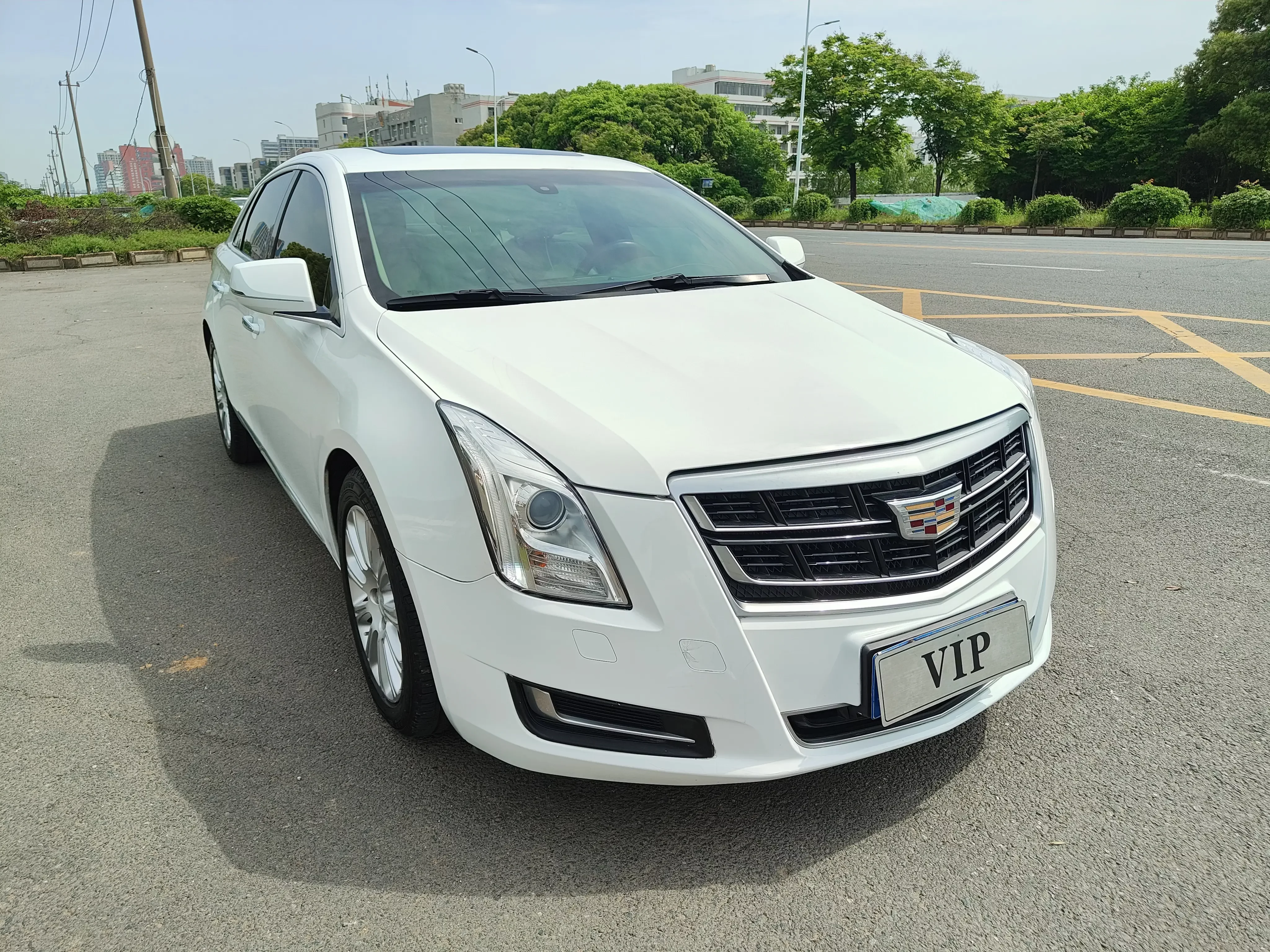 Cadillac XTS