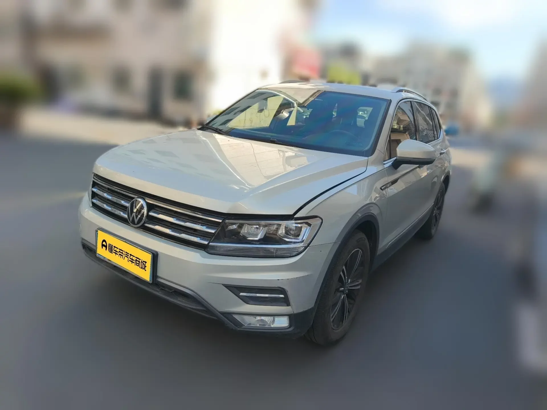 Volkswagen Tiguan L