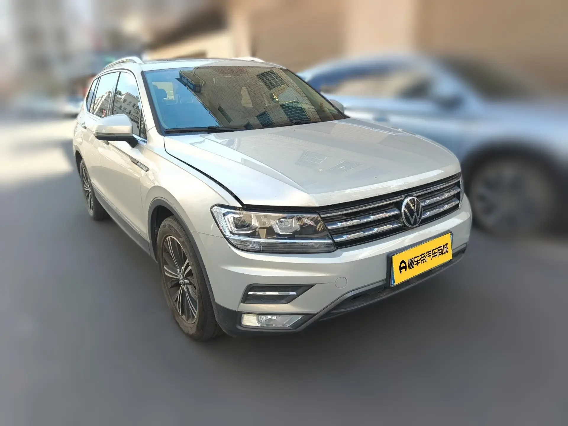 Volkswagen Tiguan L