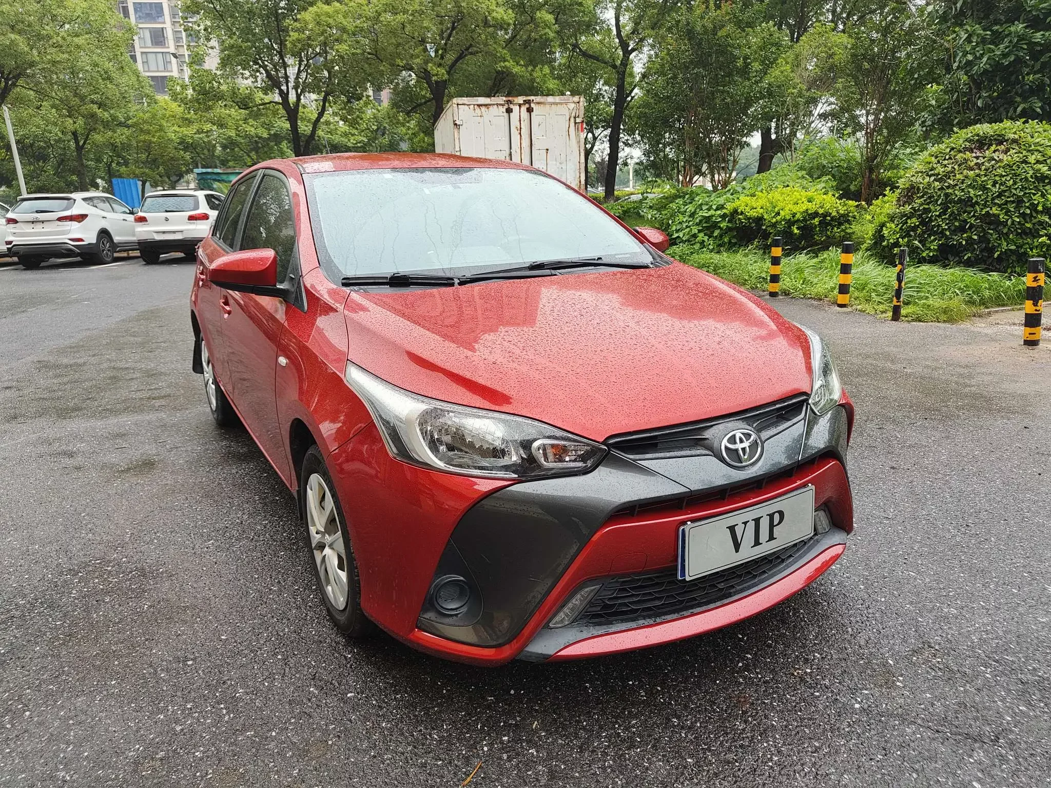 Toyota Yaris L