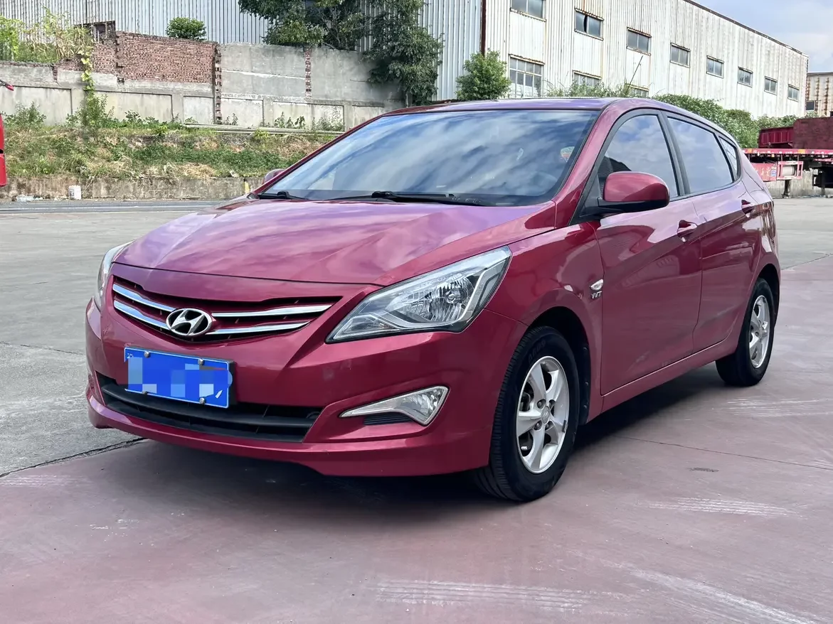Hyundai Verna RV