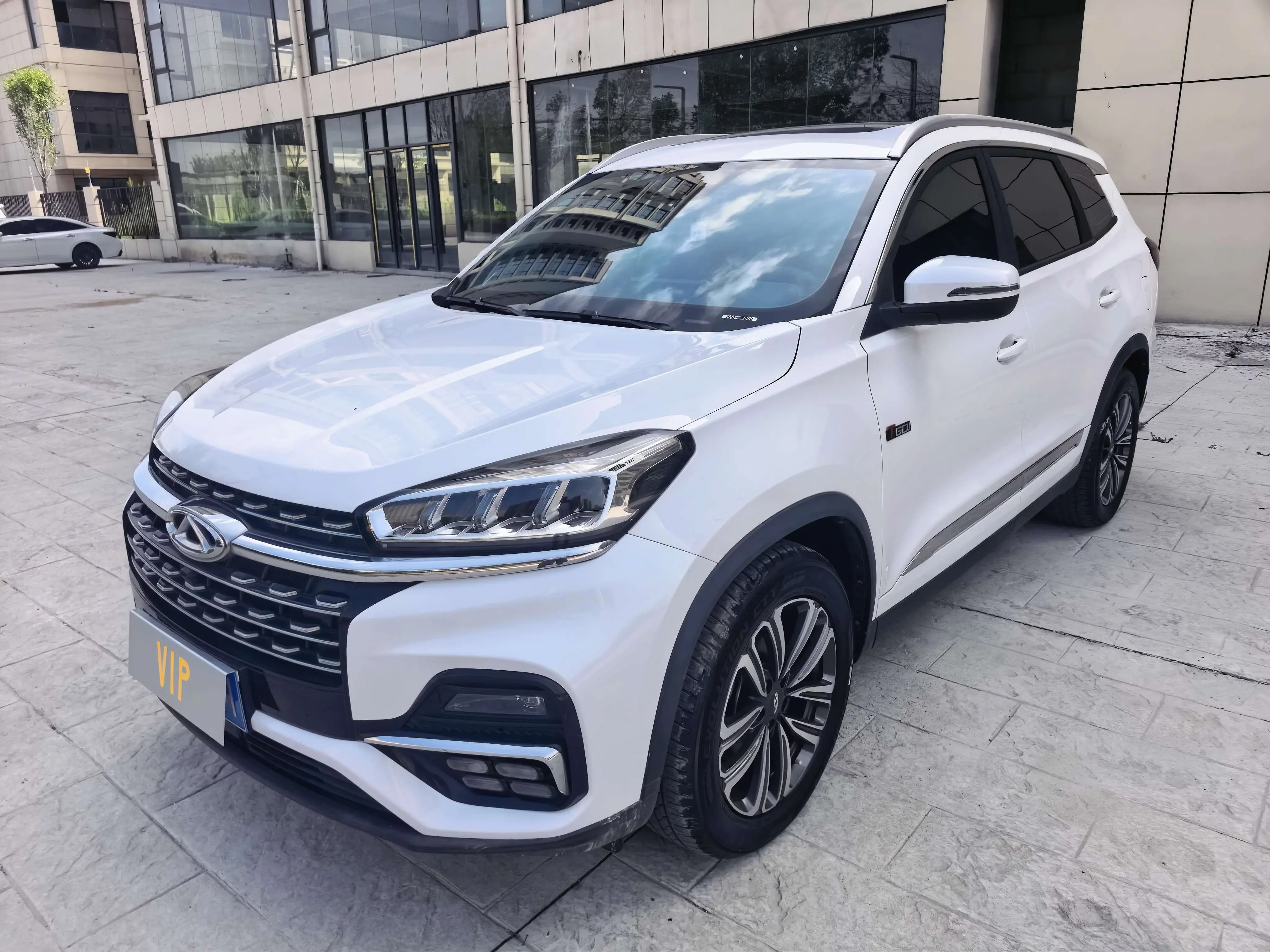 Chery Tiggo 8