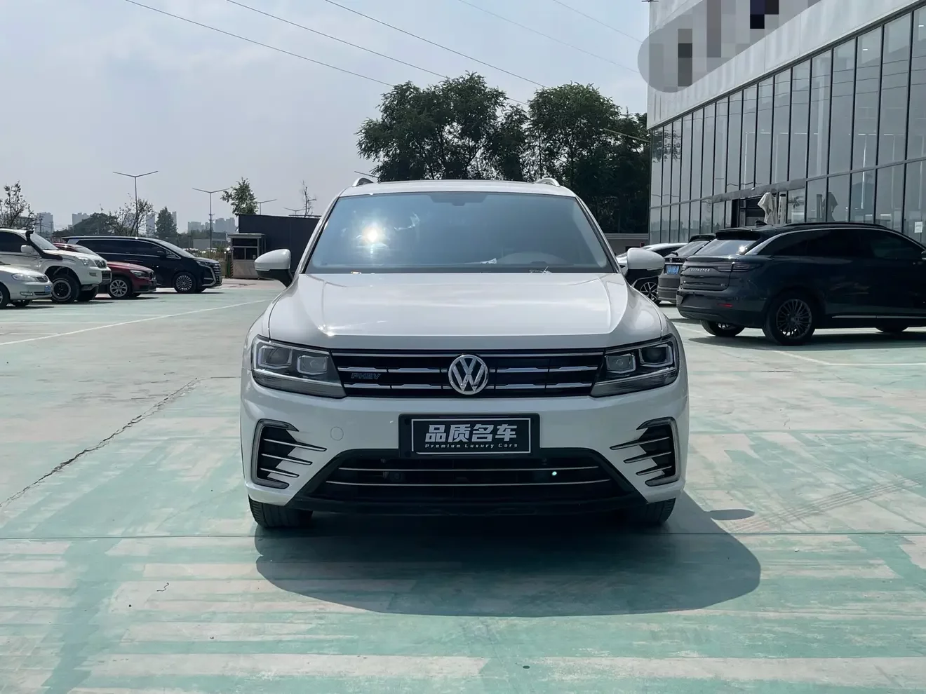 Volkswagen Tiguan L PHEV