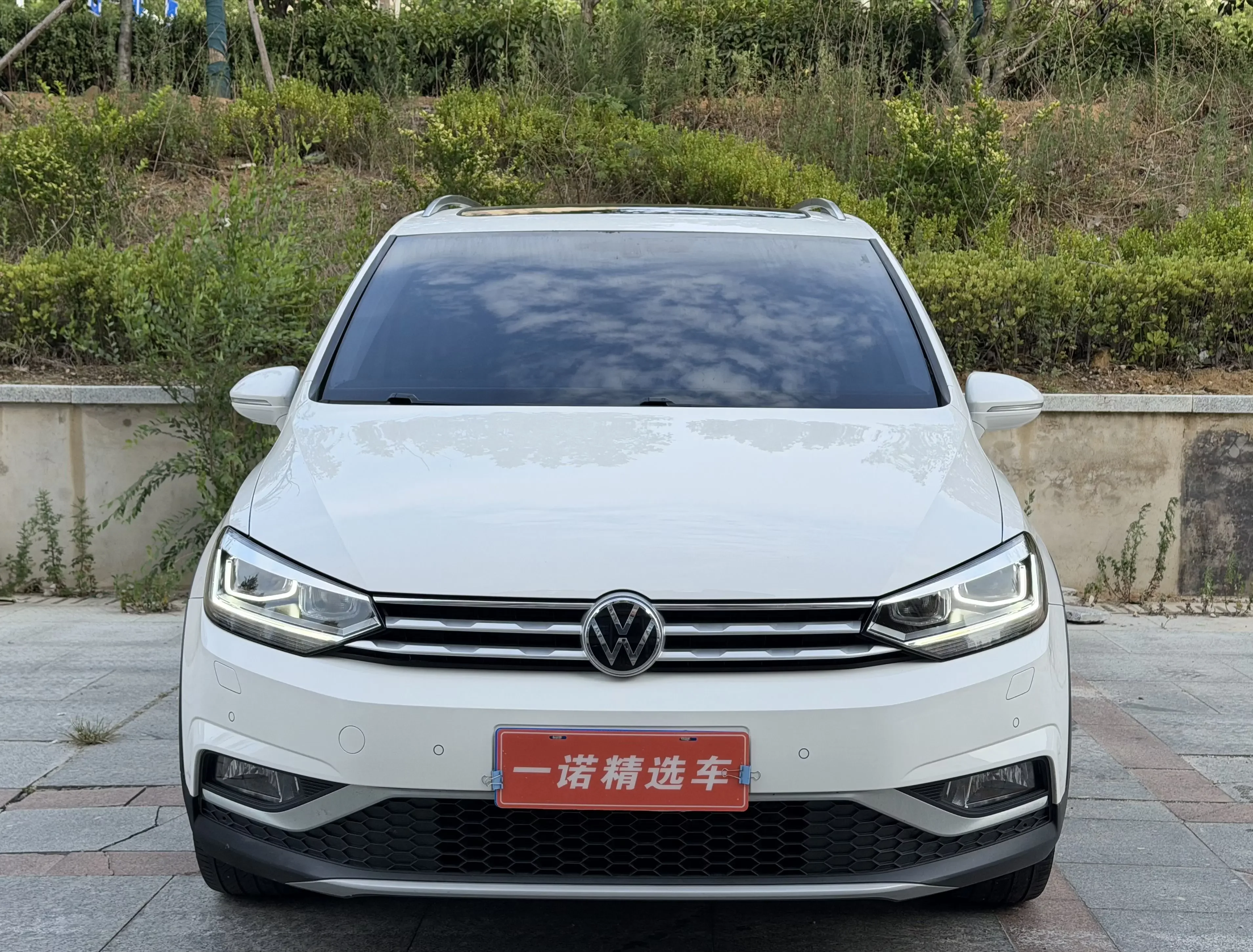 Volkswagen Touran L