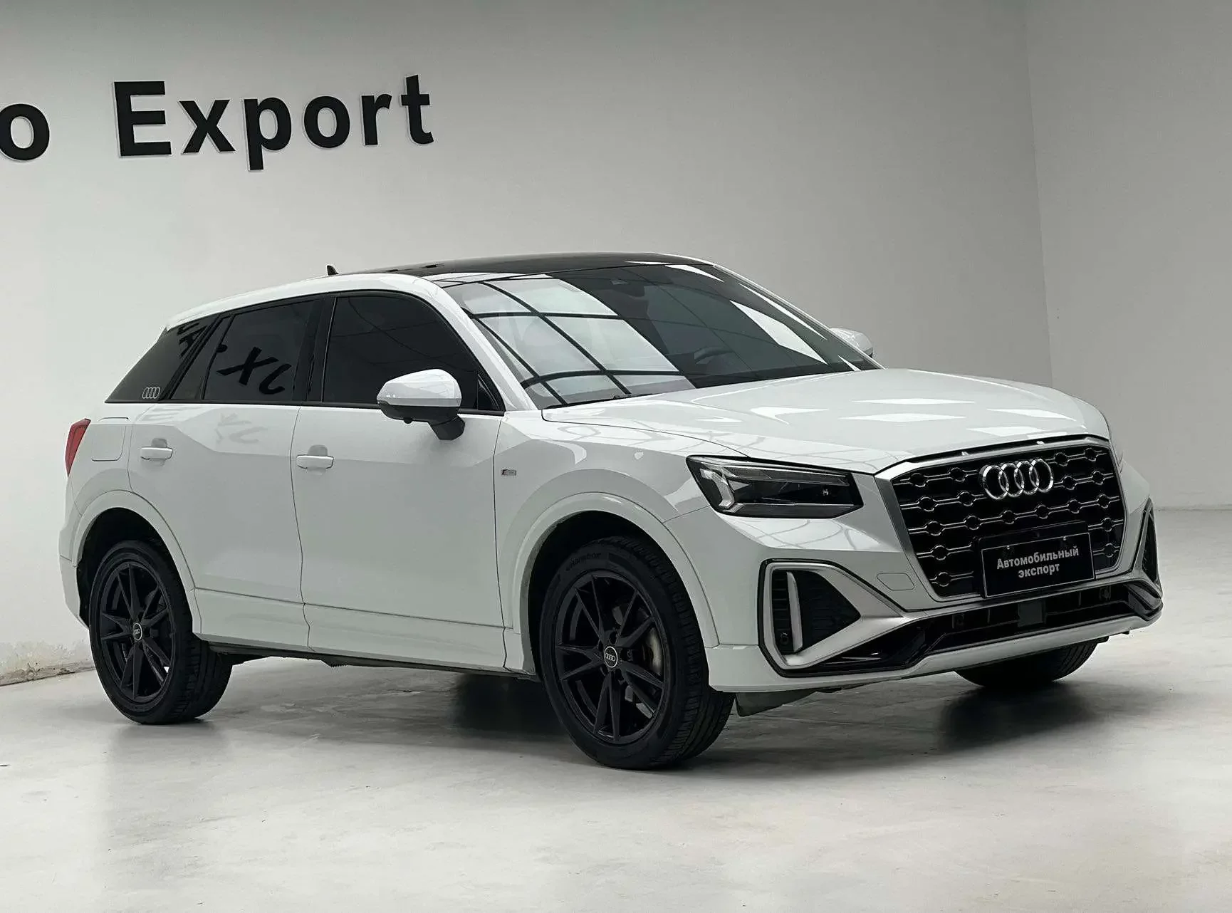 Audi Q2L