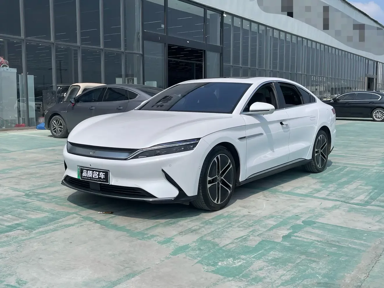 BYD Han EV
