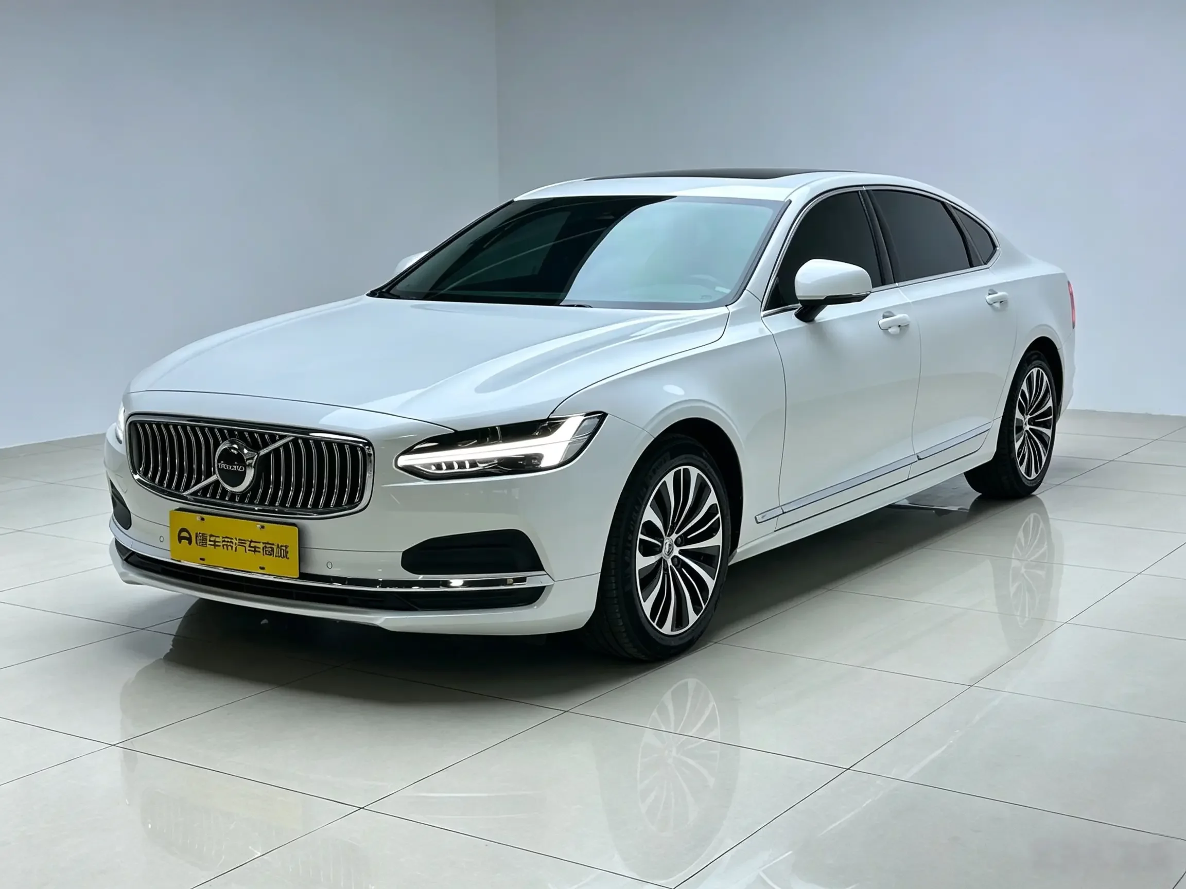 Volvo S90