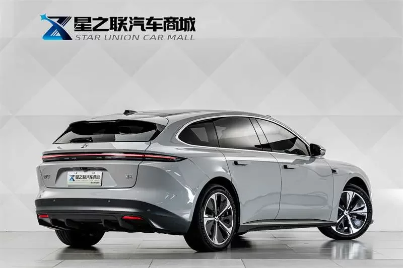 NIO ET5T