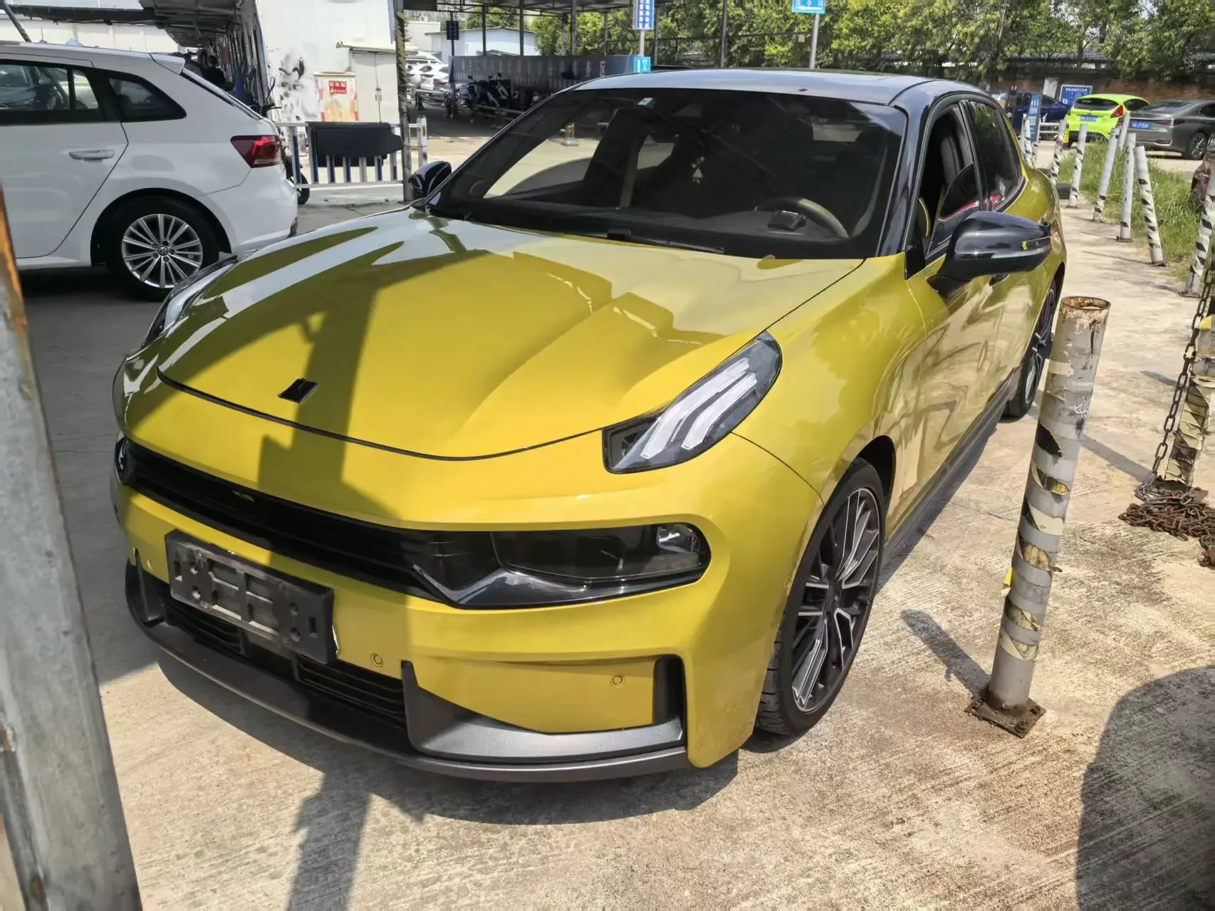 Lynk & Co 03