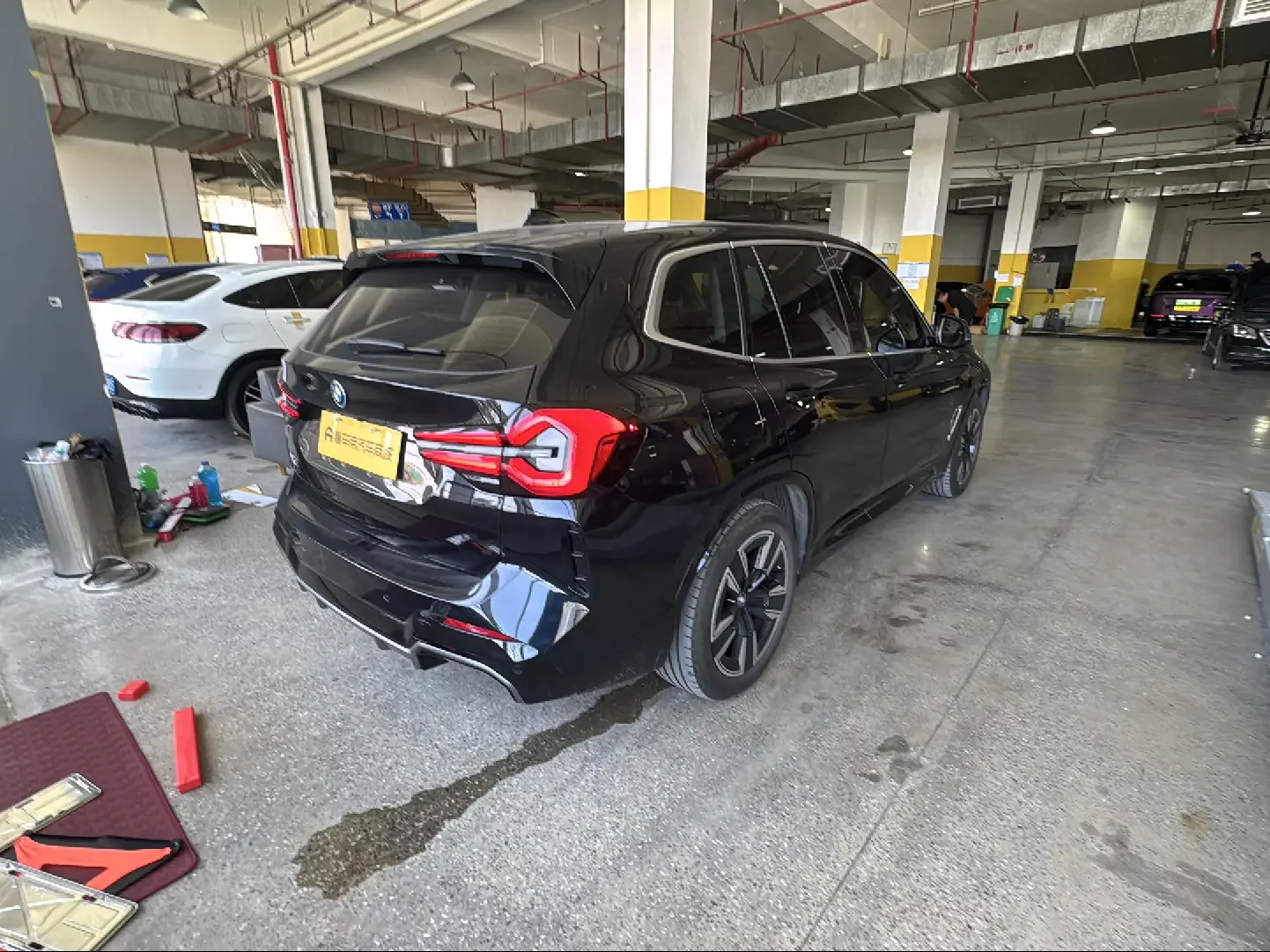 BMW iX3