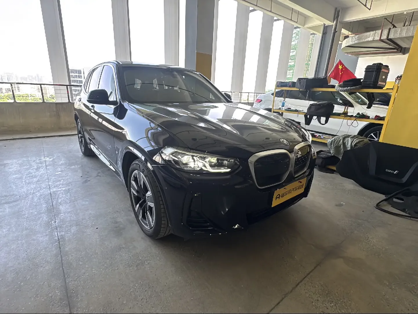 BMW iX3