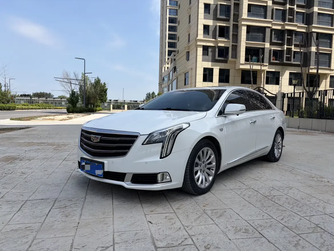 Cadillac XTS