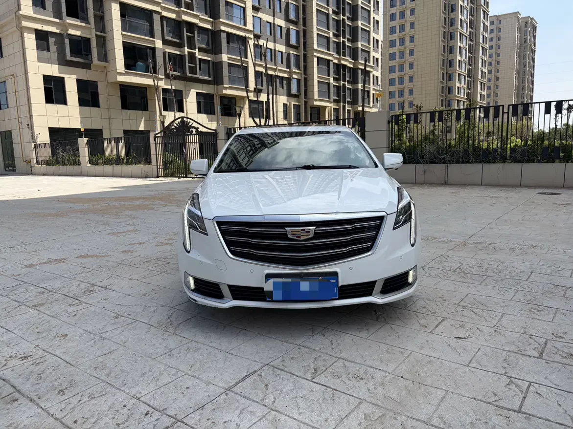 Cadillac XTS