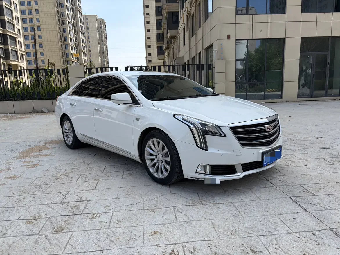 Cadillac XTS