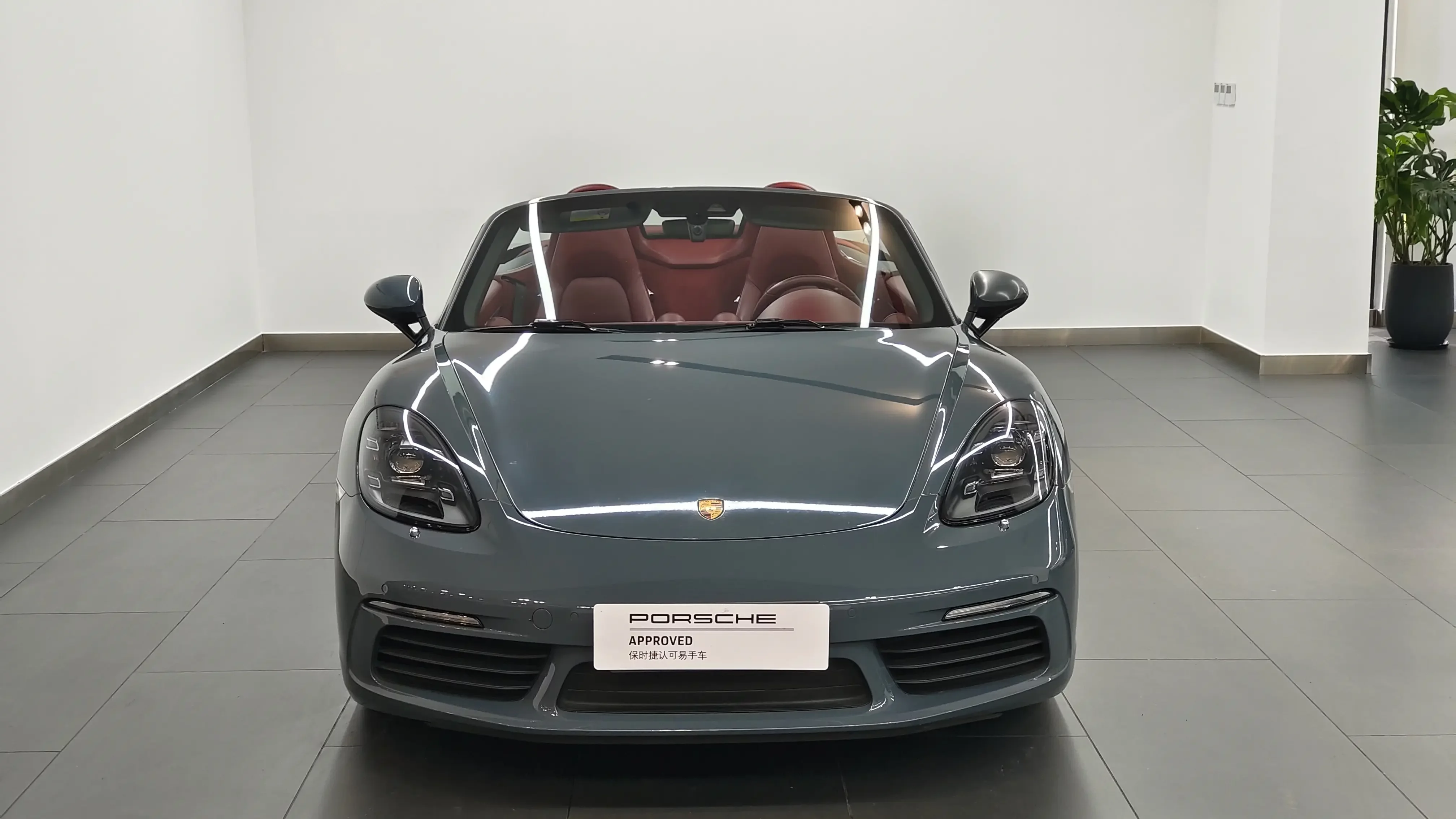 Porsche 718