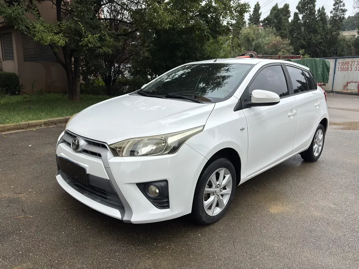 Toyota Yaris L