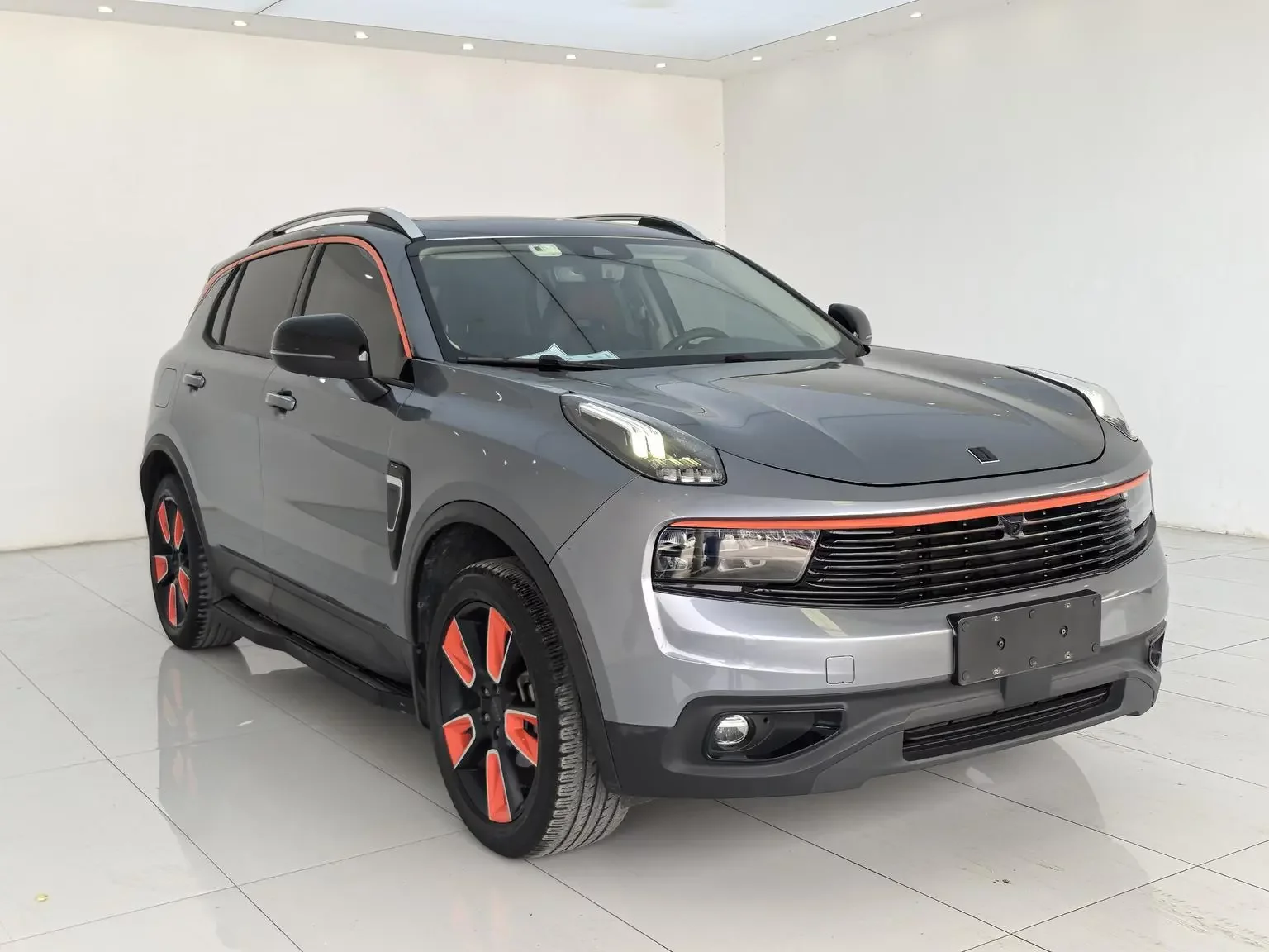 Lynk & Co 01