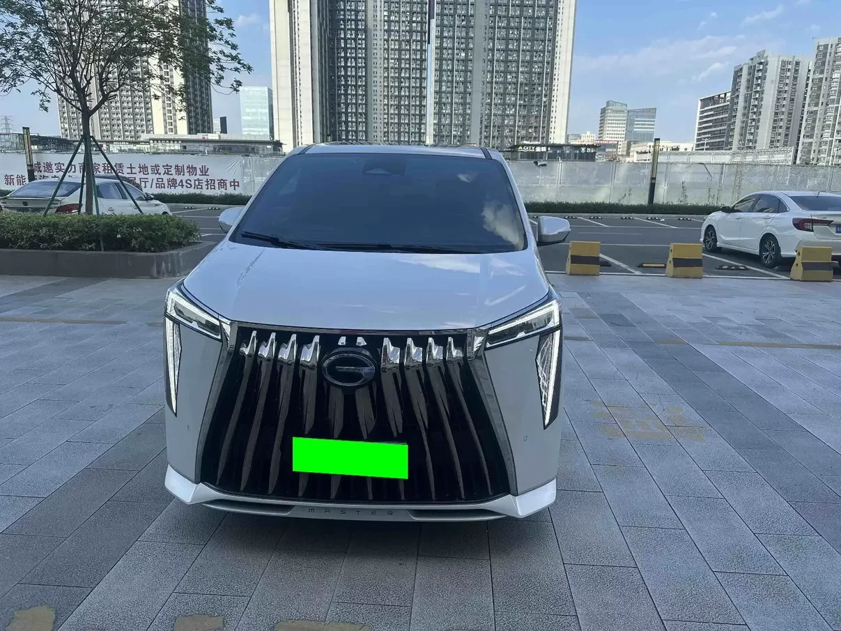 GAC Trumpchi M8