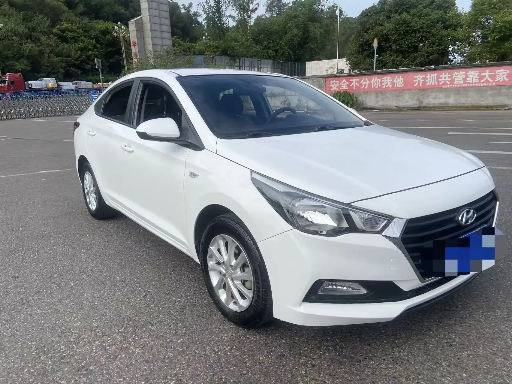 Hyundai Accept