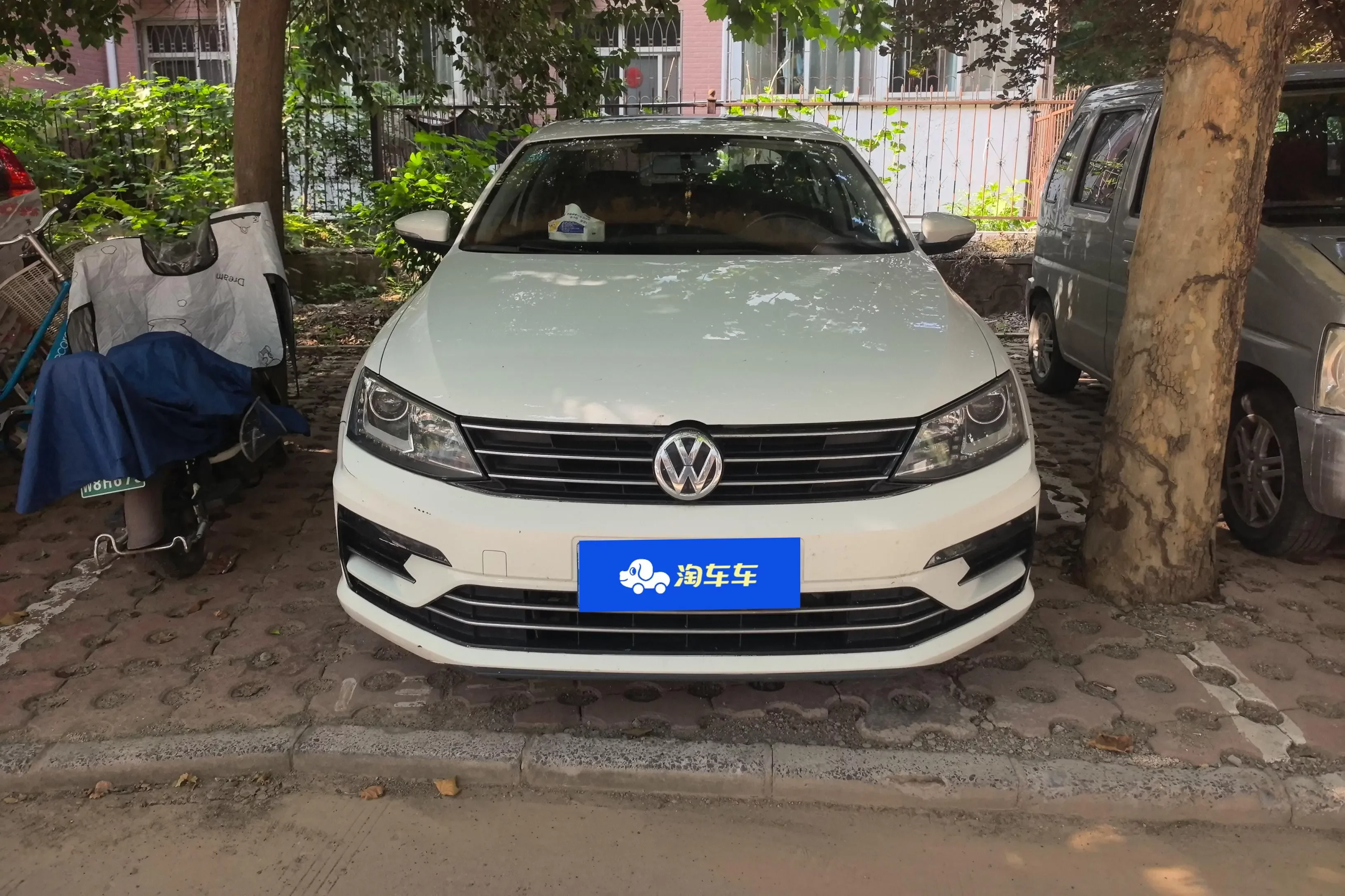 Volkswagen Sagitar