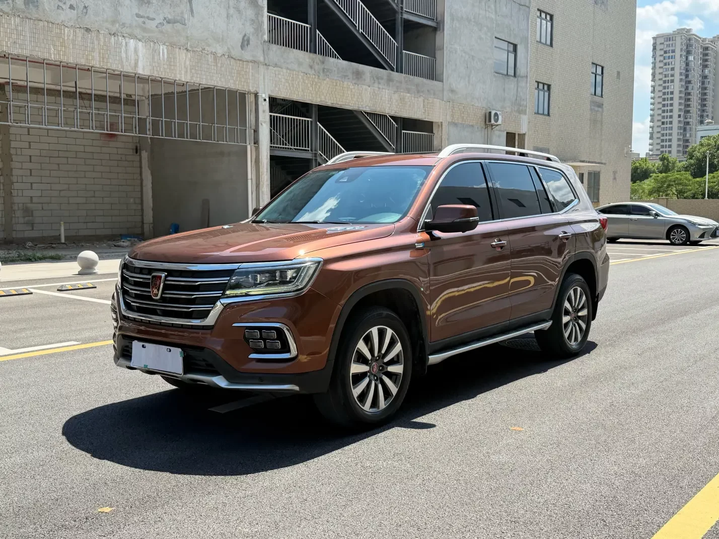 Roewe RX8