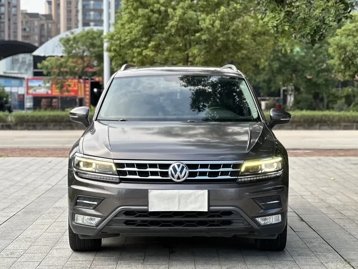 Volkswagen Tiguan L