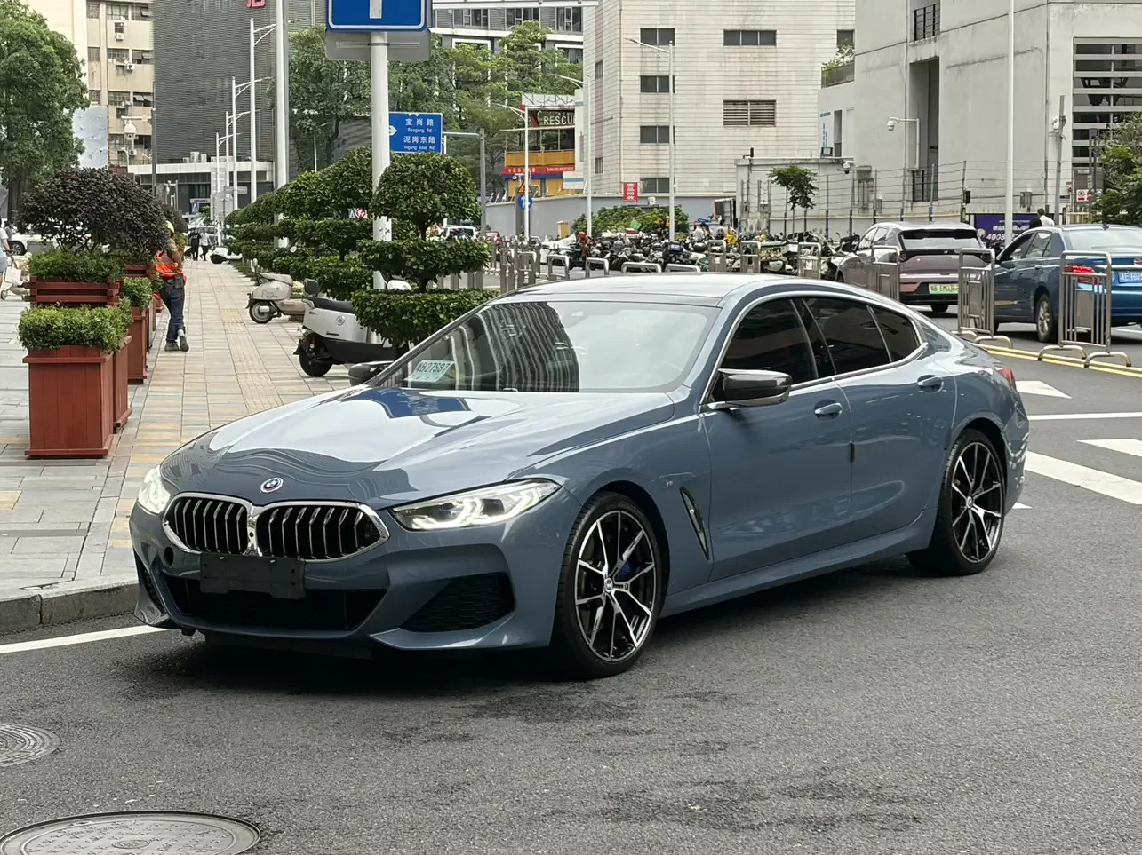 BMW 8 Series