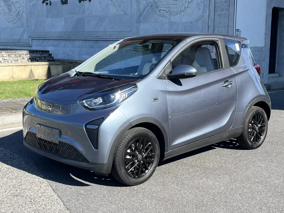 Chery QQ eQ1 (little ant)