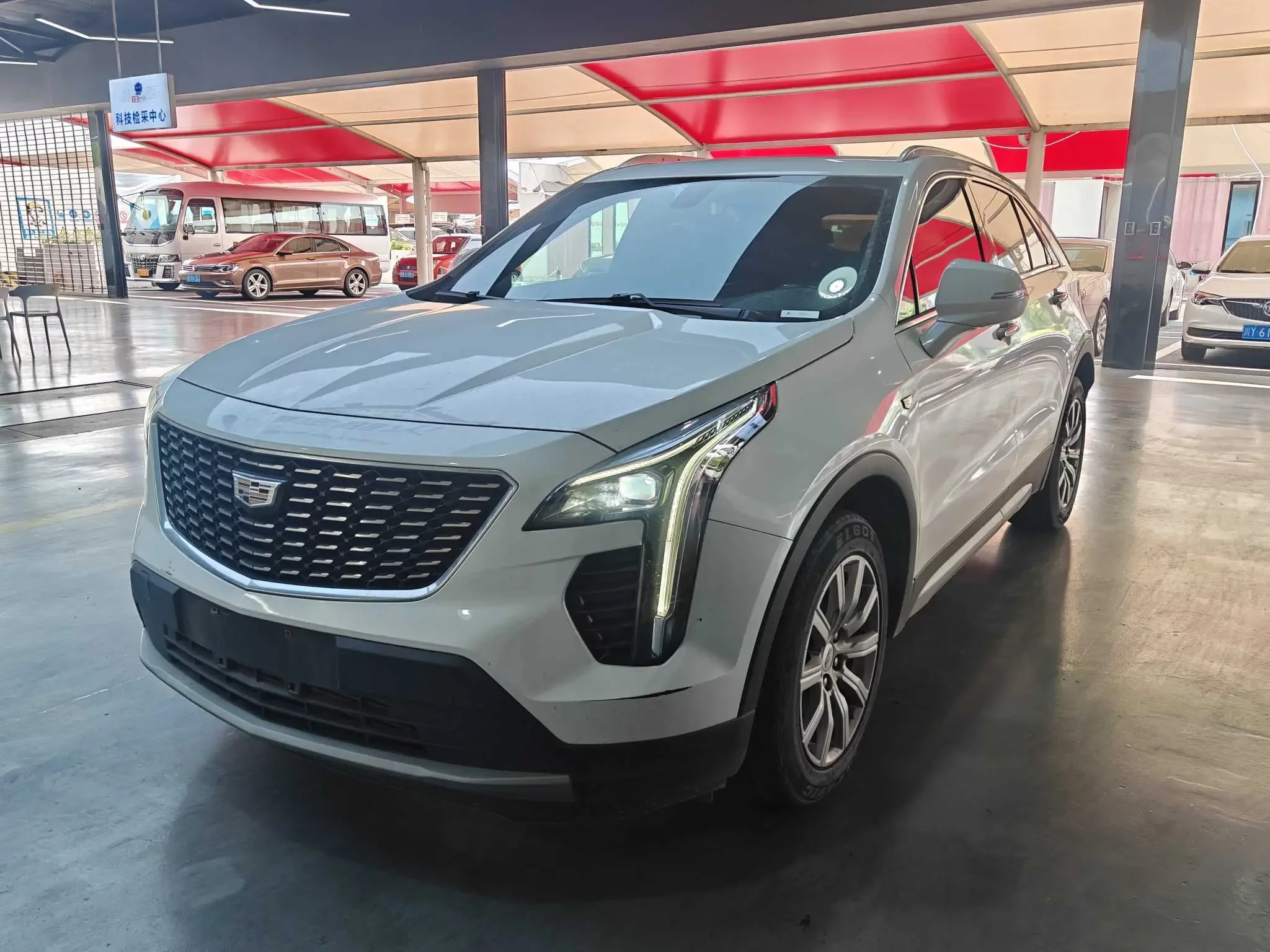 Cadillac XT4