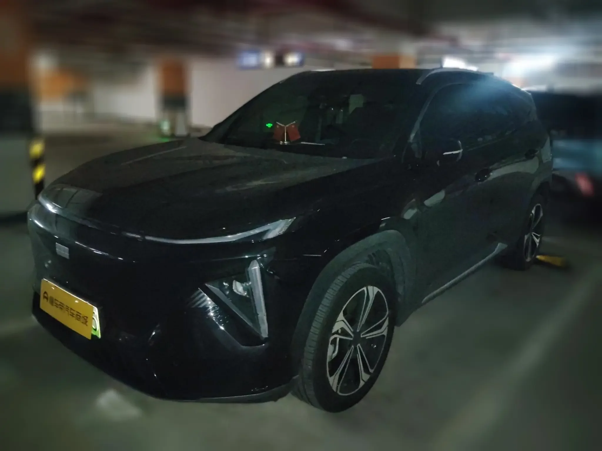 Geely Galaxy L7