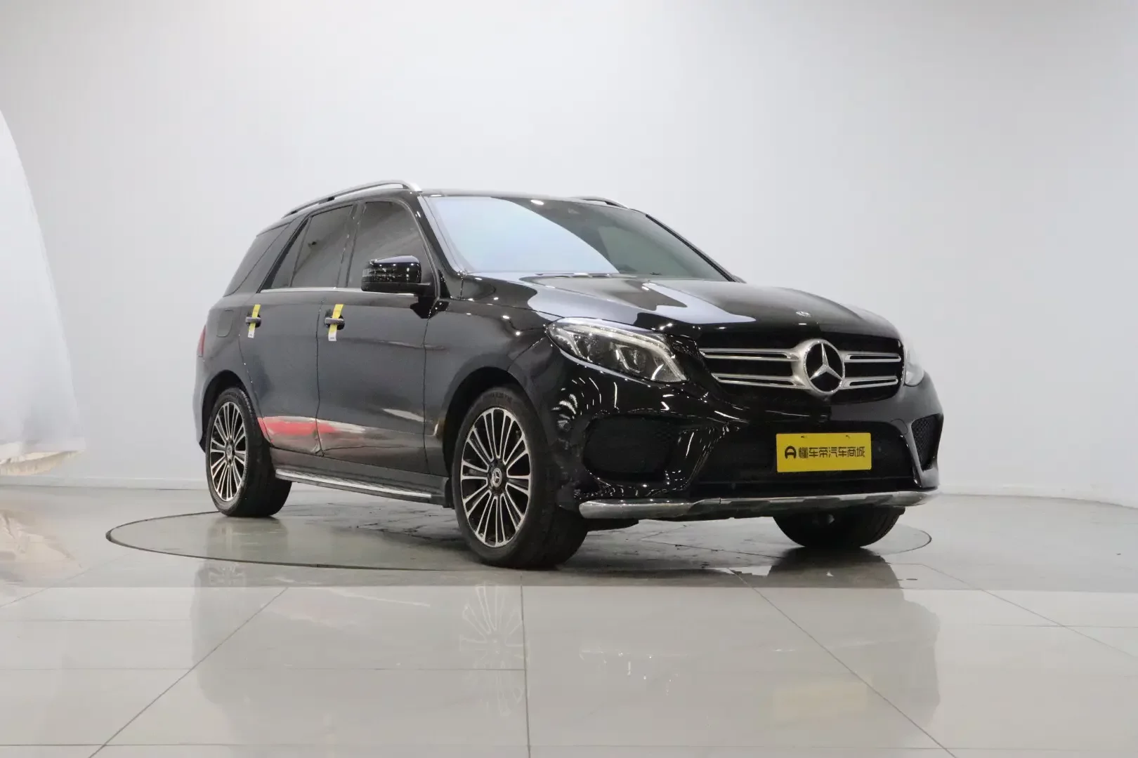 Mercedes-Benz GLE (Imported)