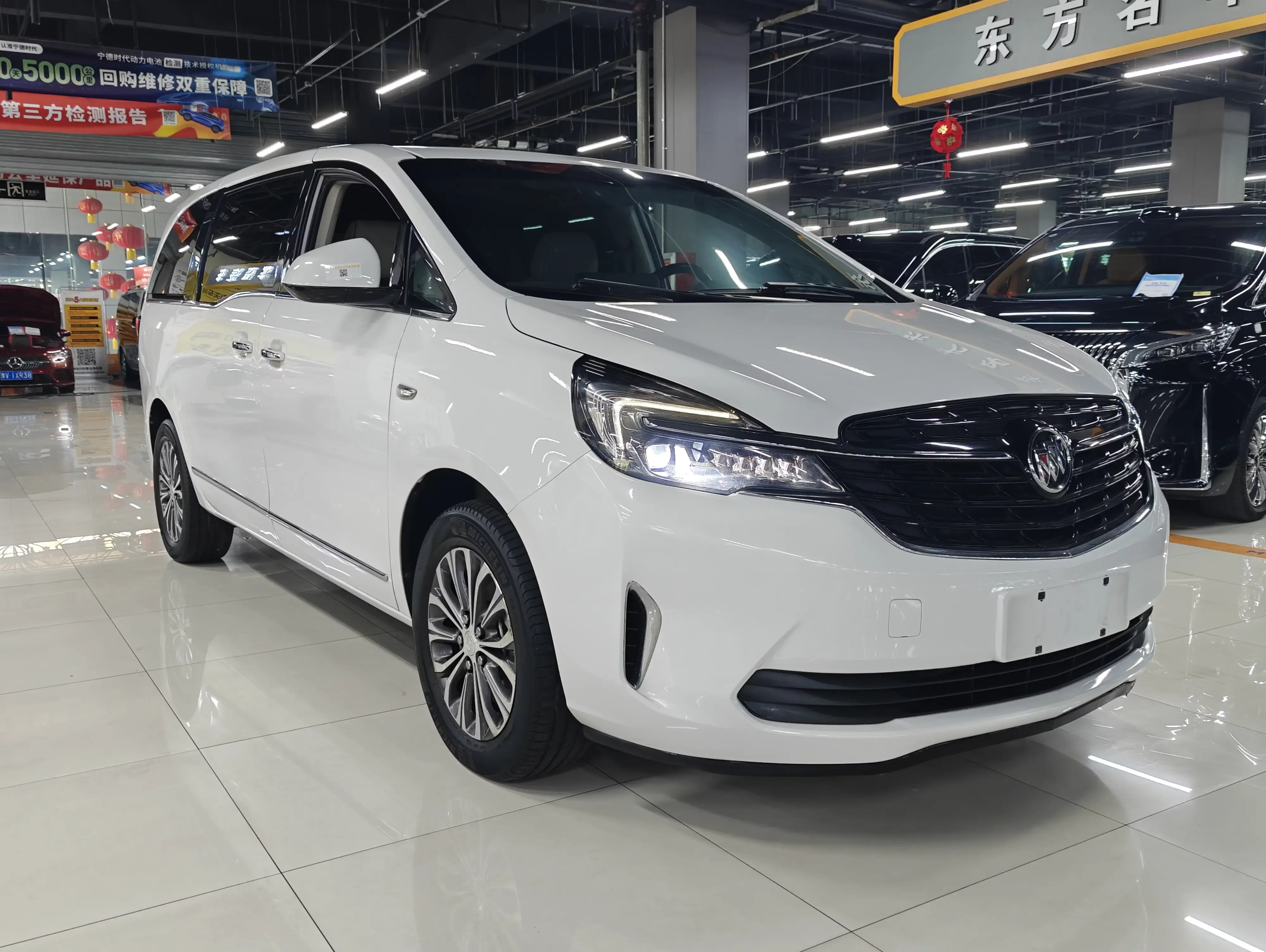 Buick GL8