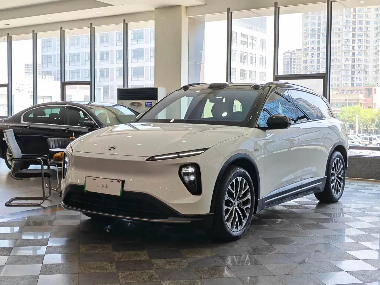 NIO ES6