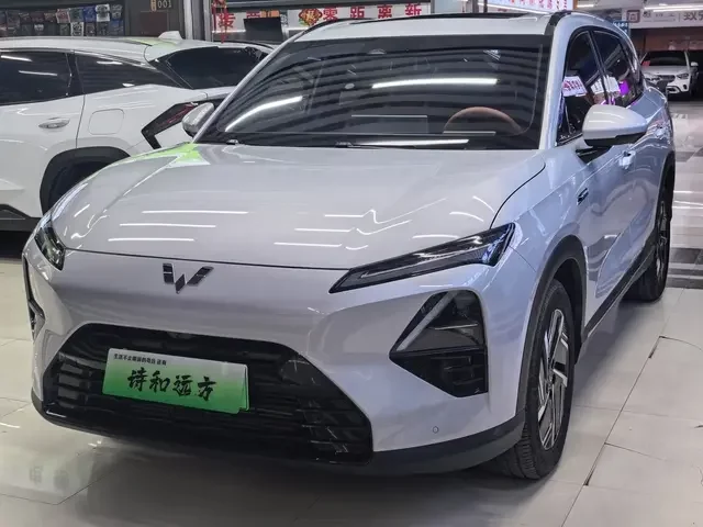 Wuling Starlight S PHEV