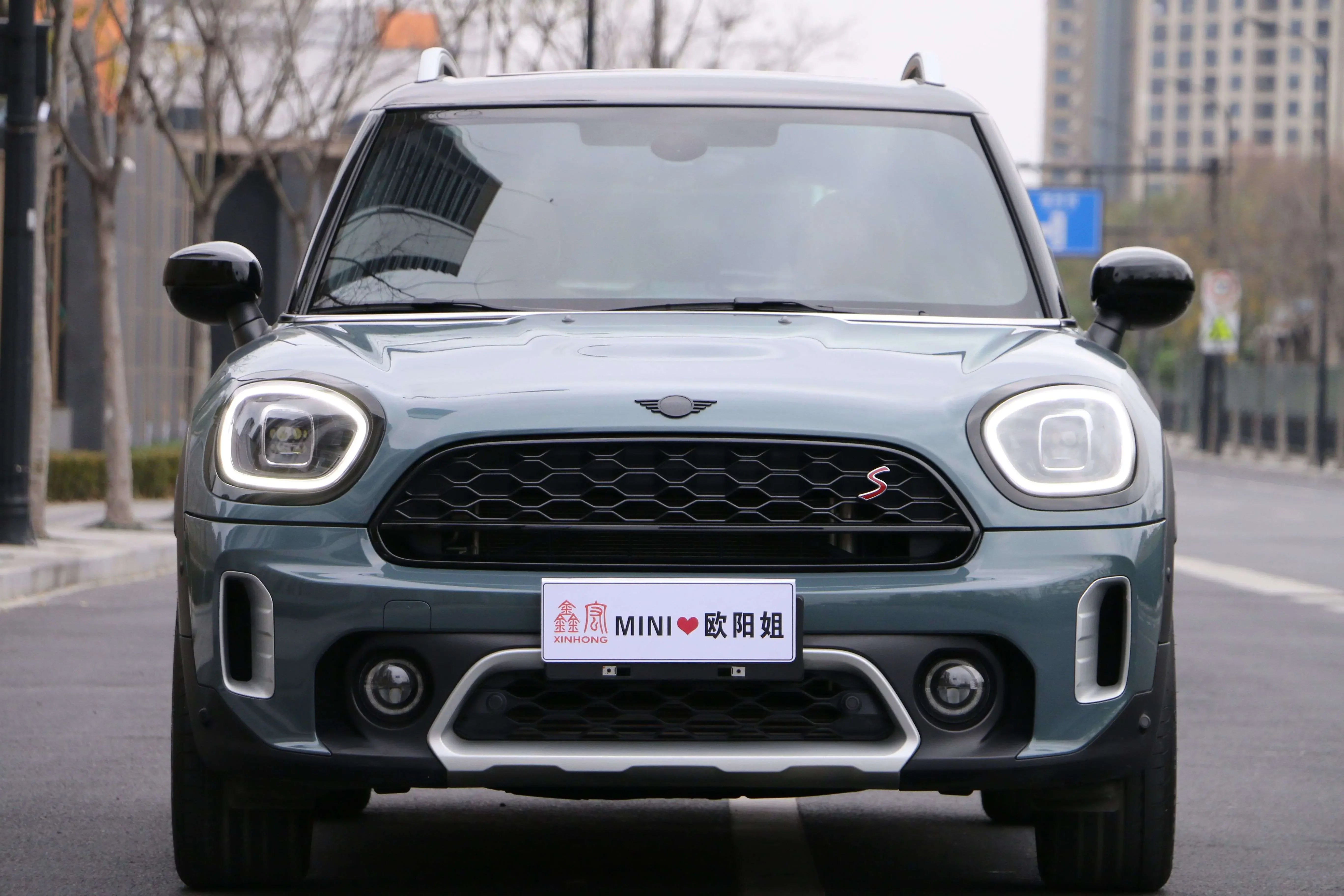 MINI COUNTRYMAN