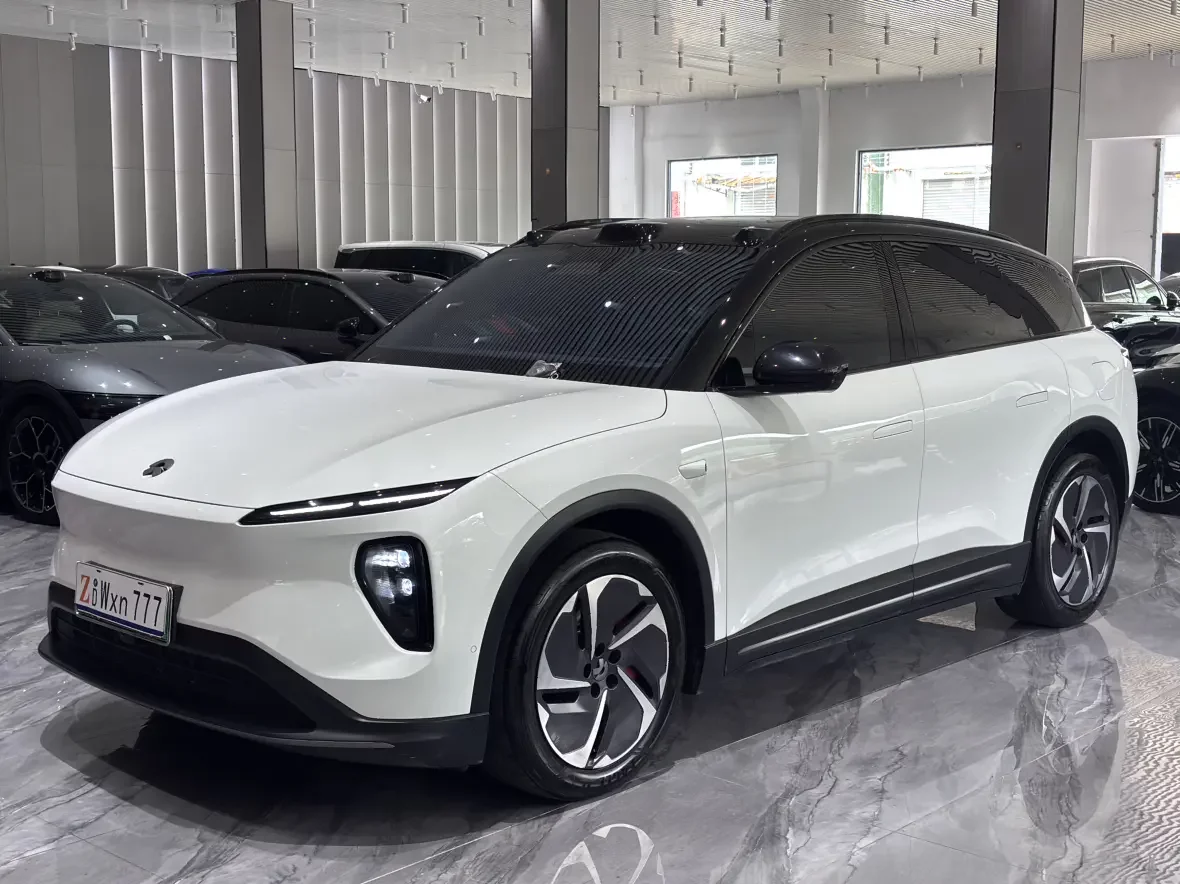 NIO ES6