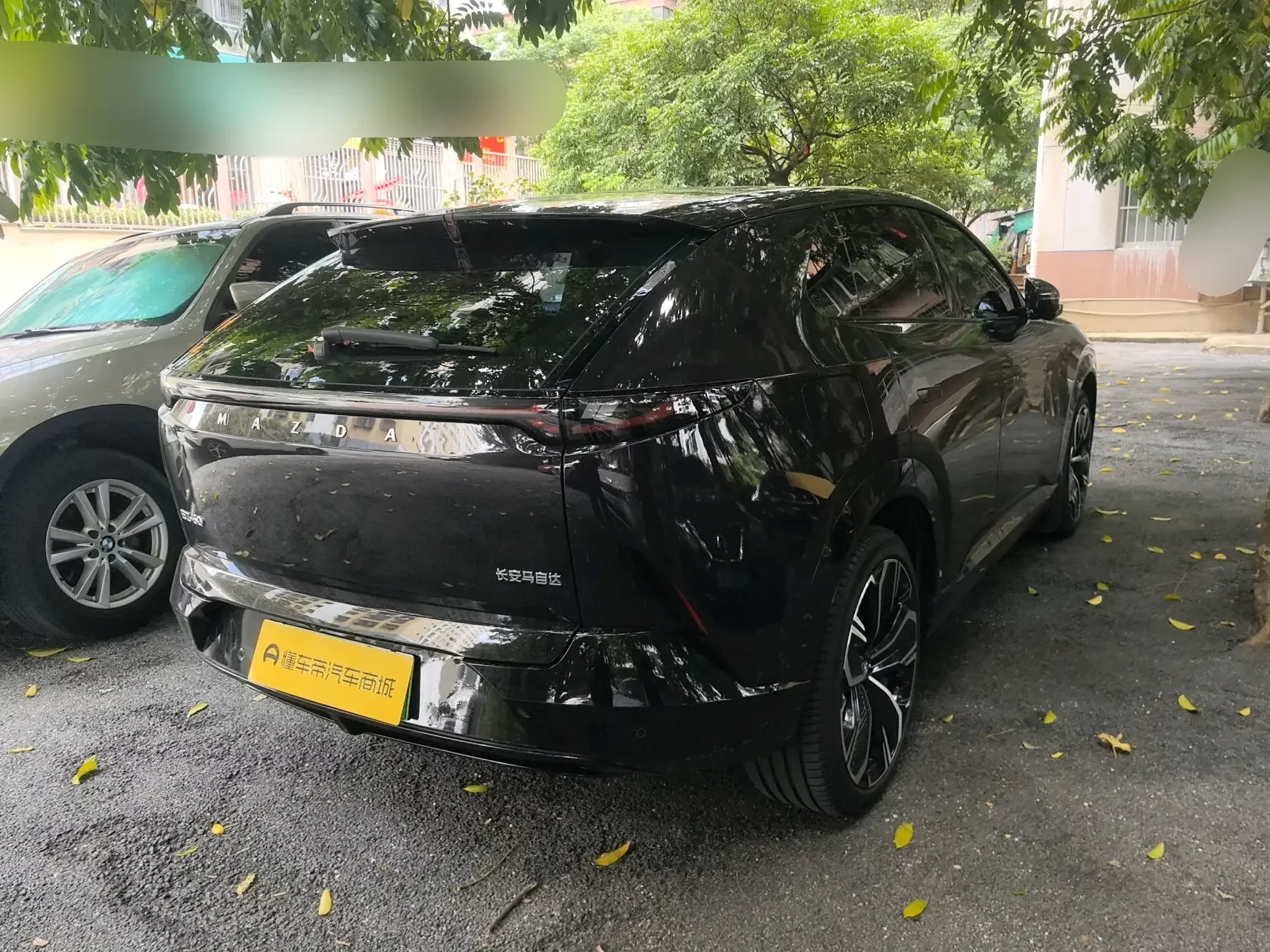 Mazda EZ-60