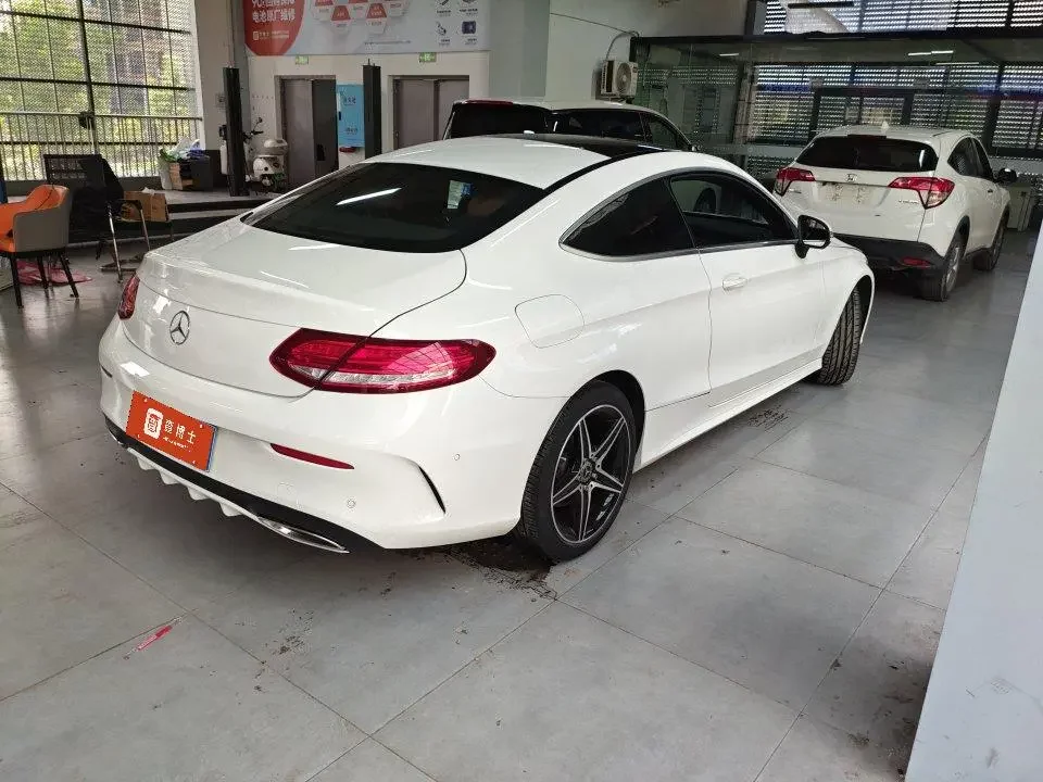 Mercedes-Benz C-Class