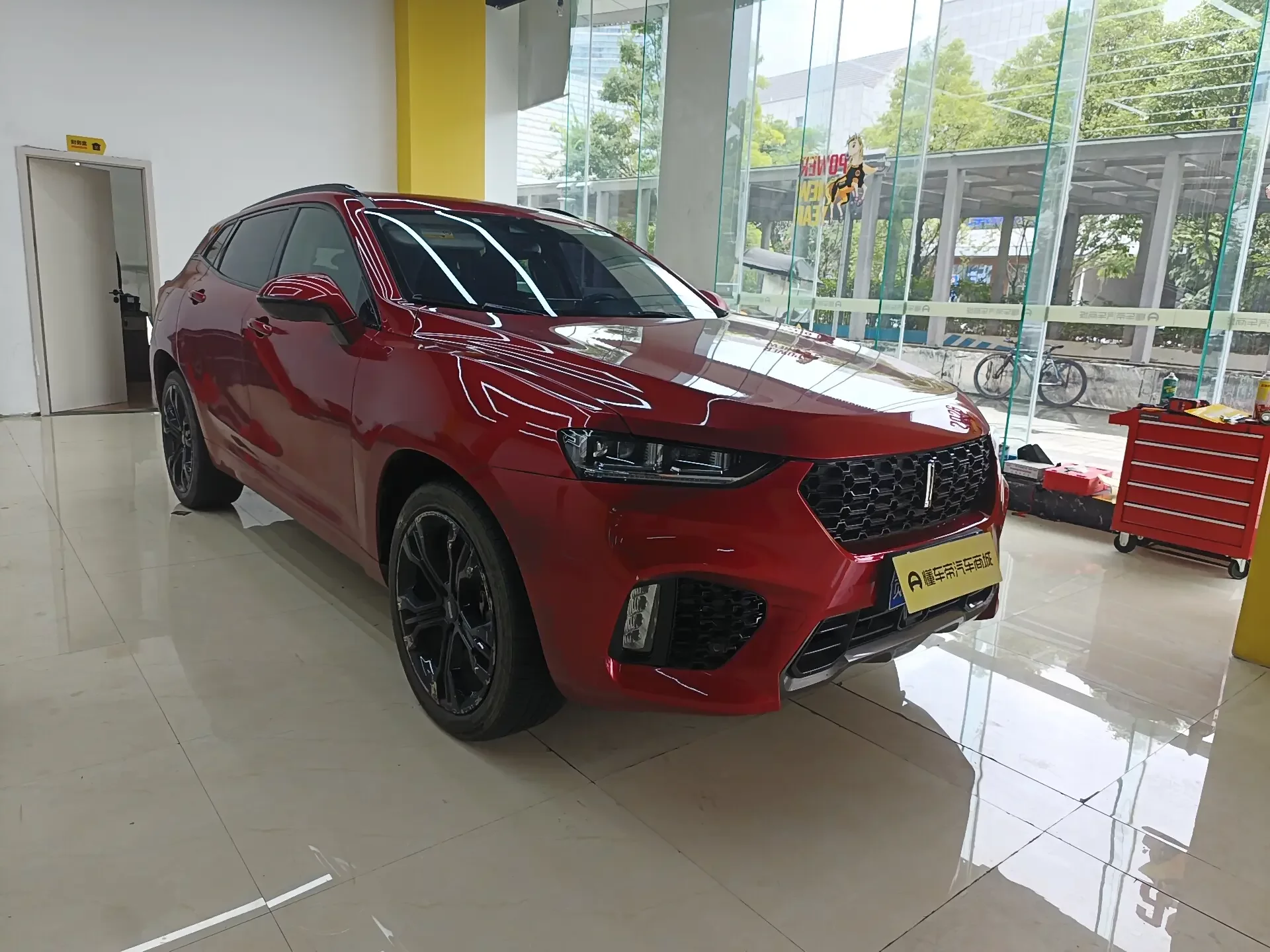 Wey Wei brand VV7