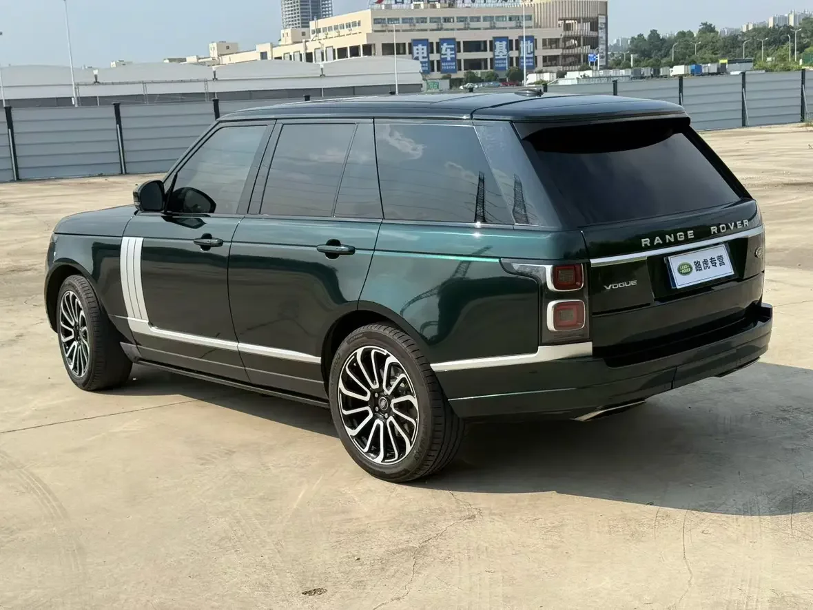 Land Rover range rover