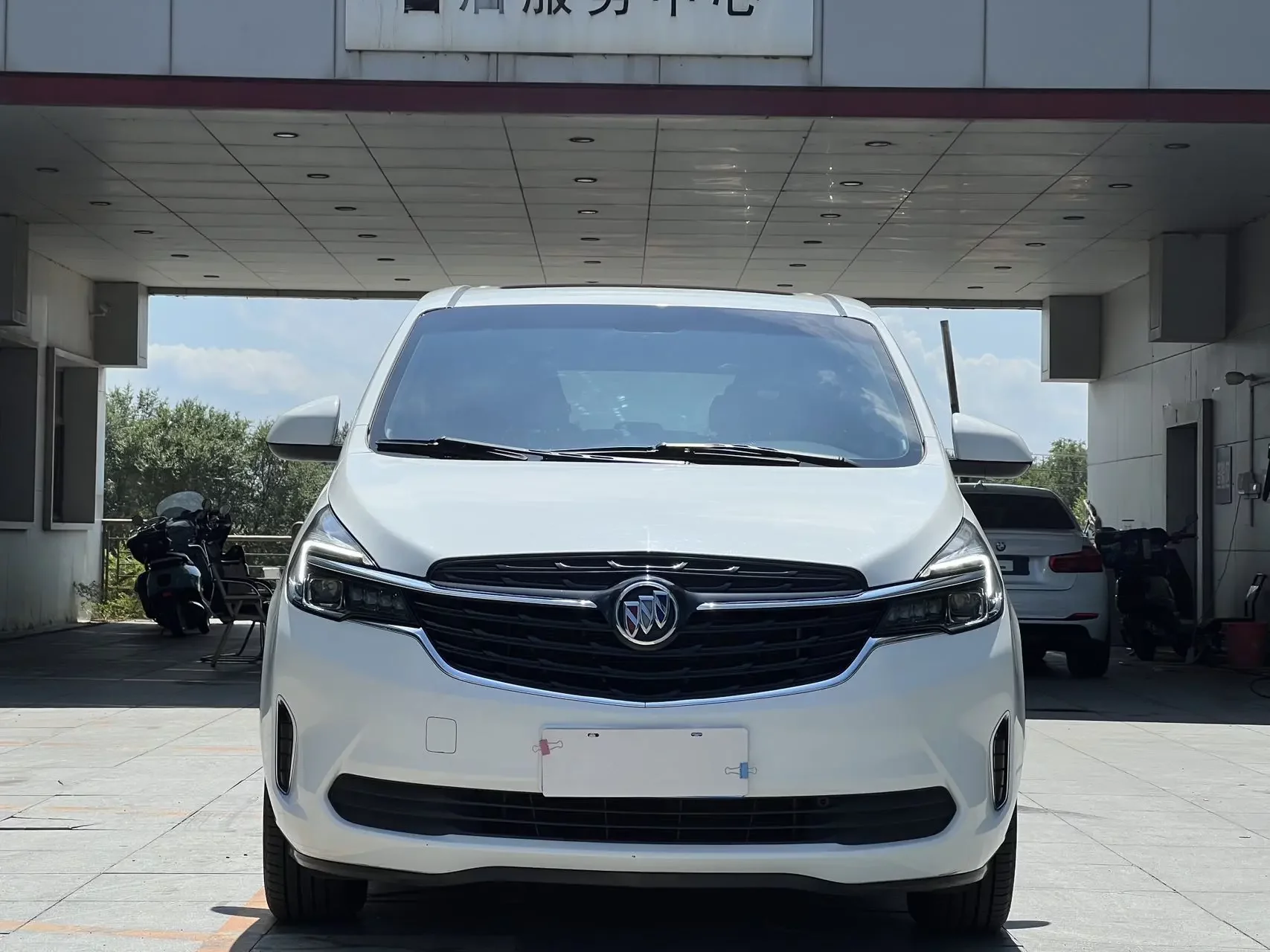 Buick GL8
