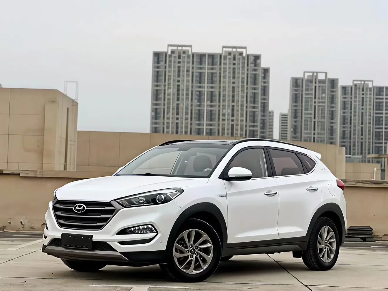 Hyundai Tucson L (Tucson)