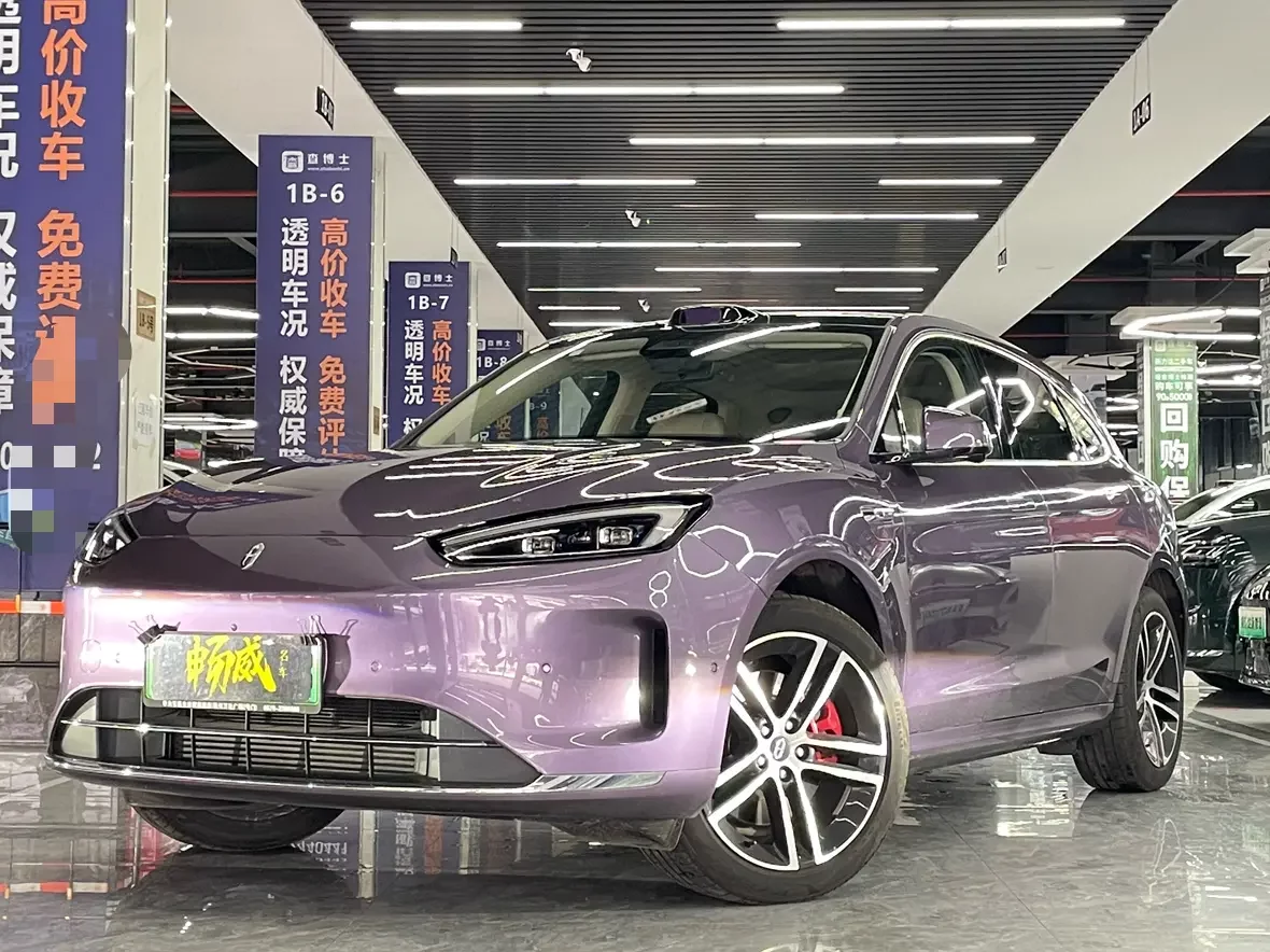 AITO M5 (Wenjie M5)