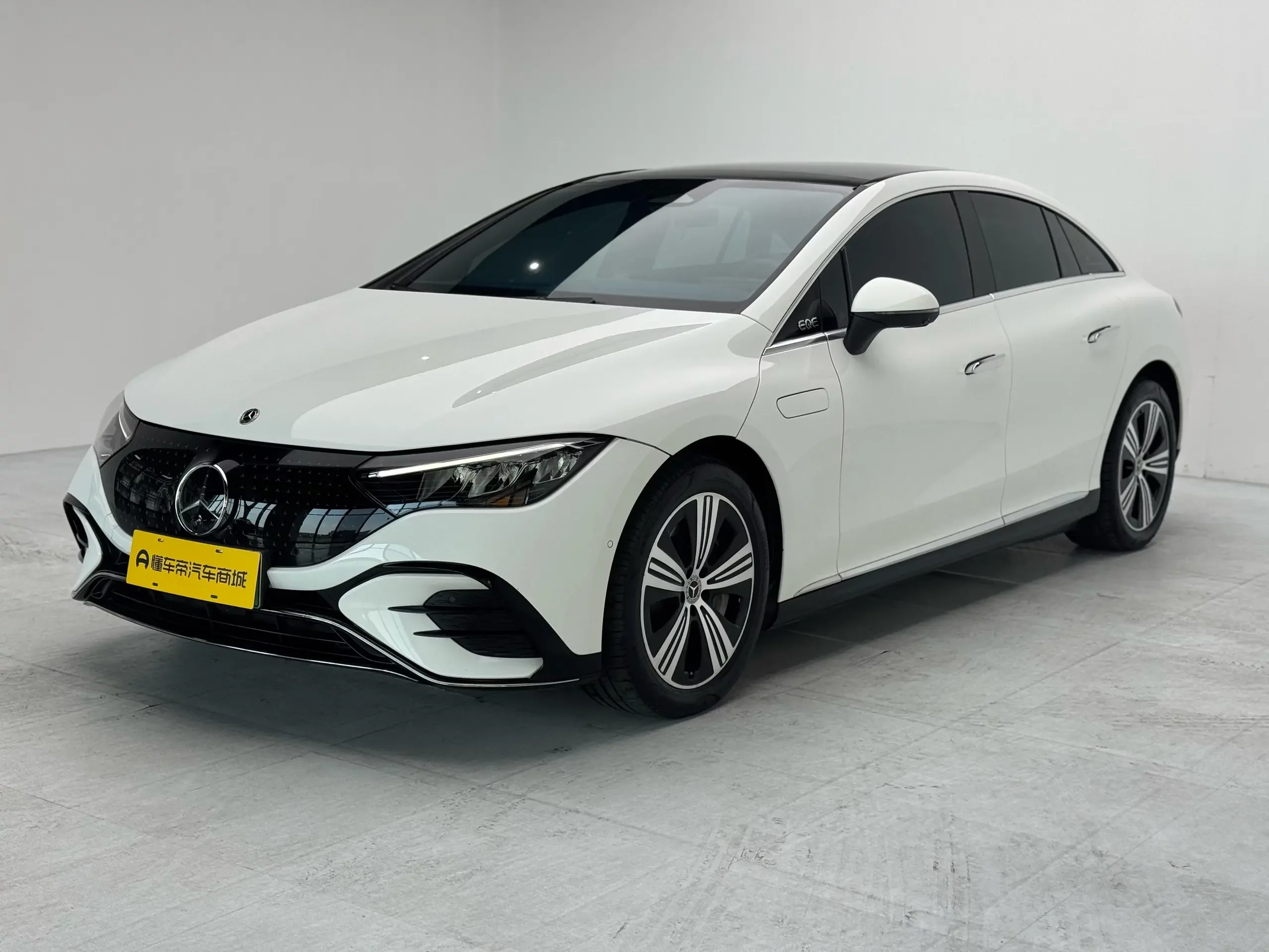 Mercedes-Benz EQE