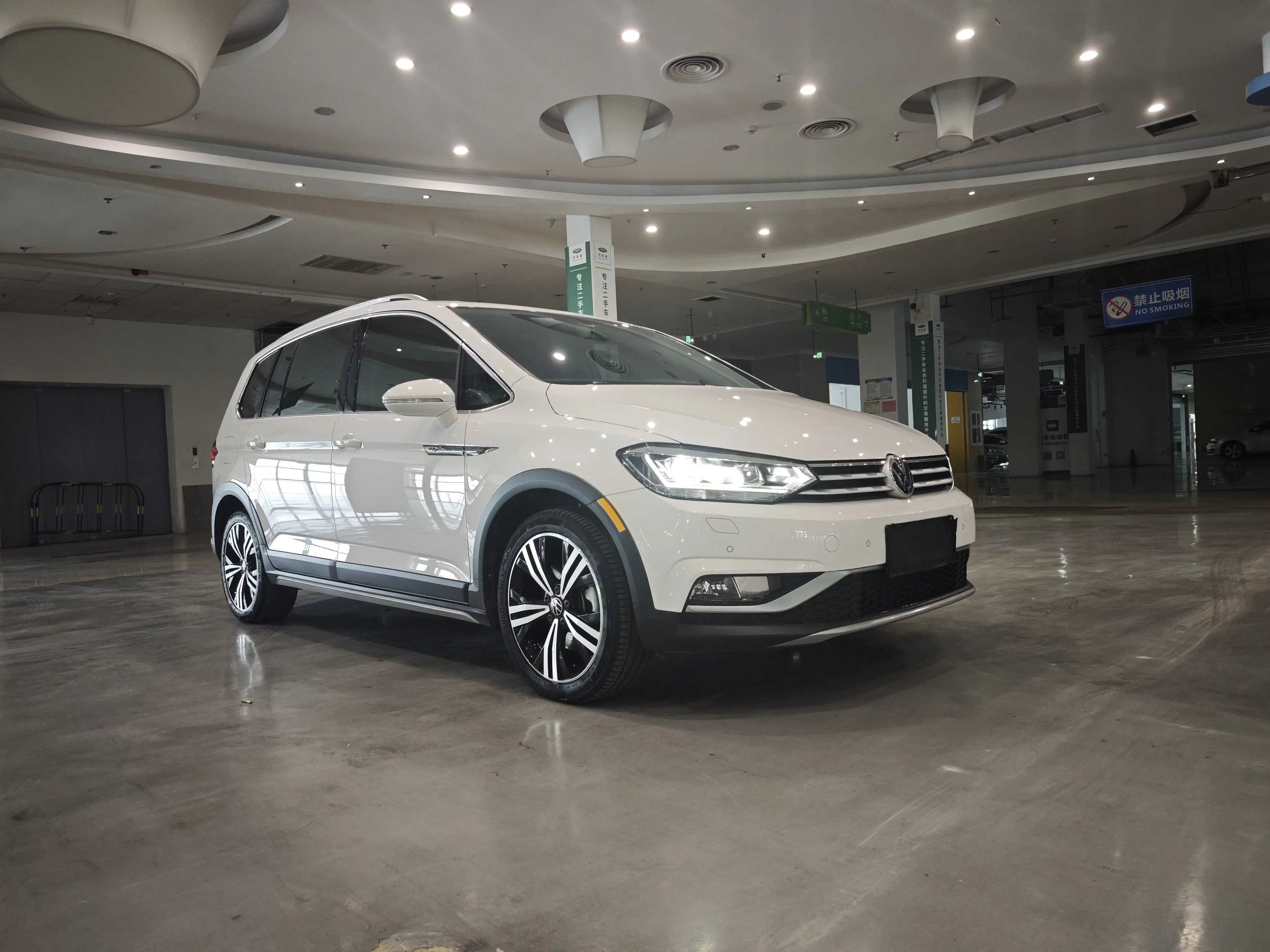 Volkswagen Touran L