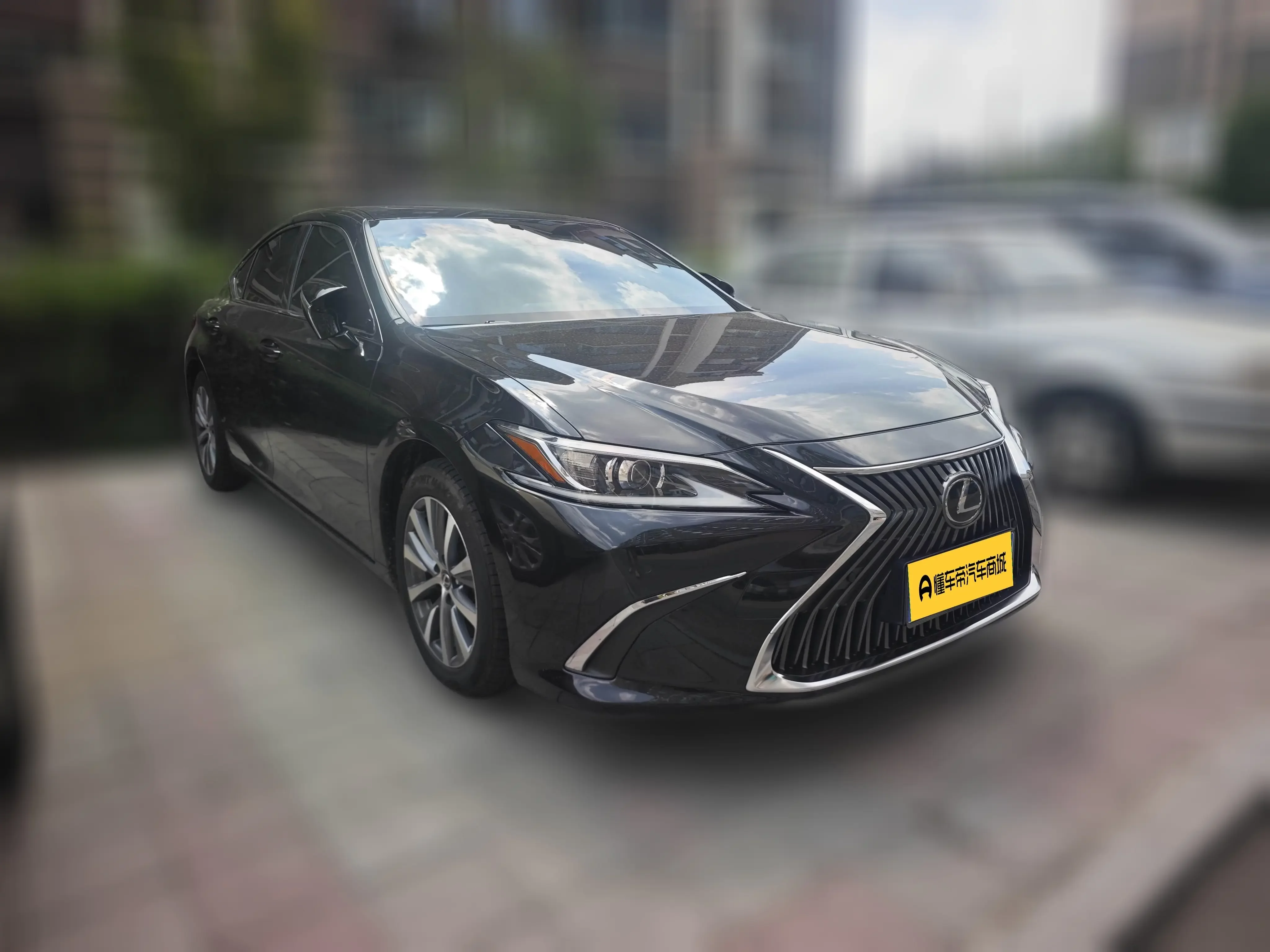 Lexus ES